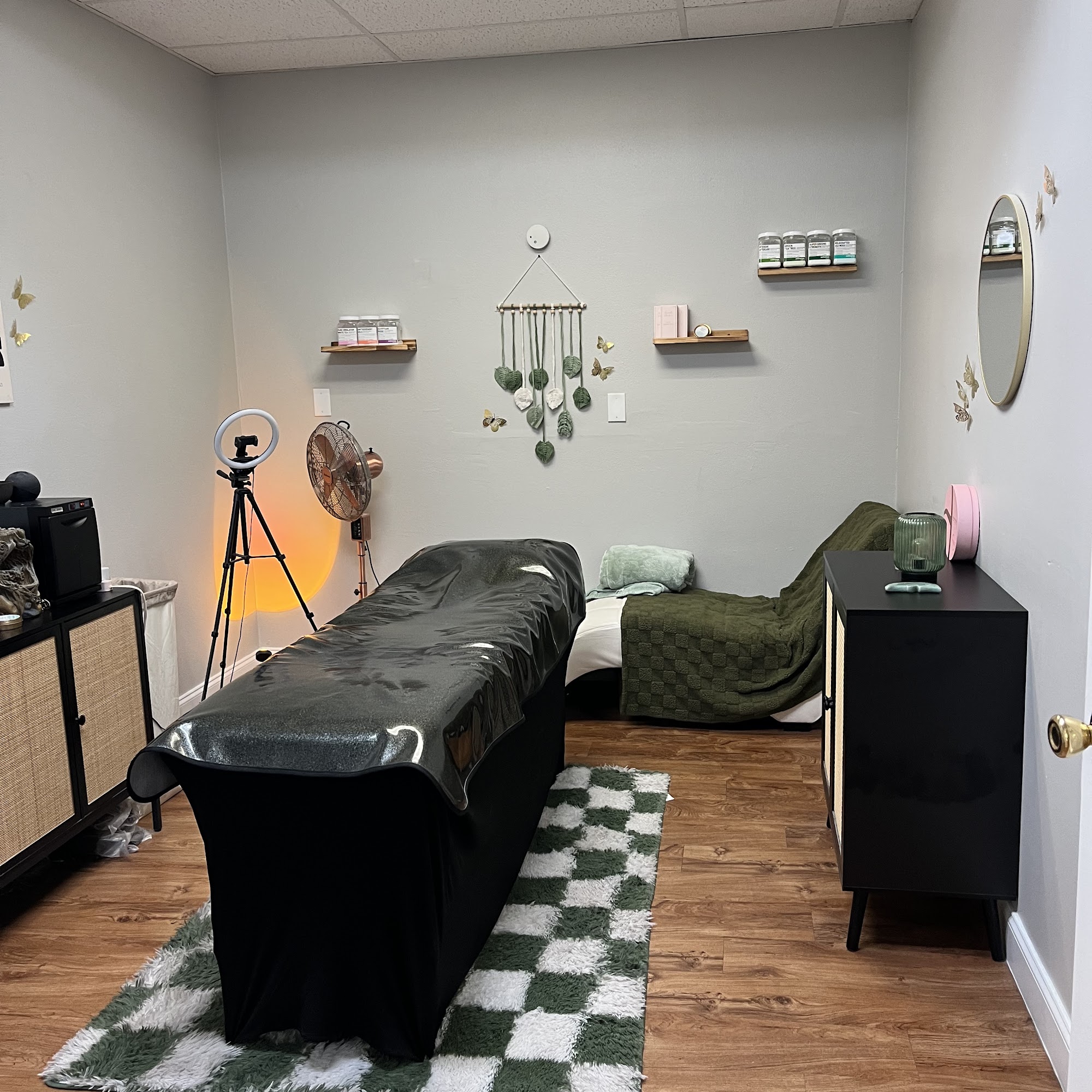 Goddess Sugaring and Esthetics 1950 Lee Rd Unit 104, Winter Park Florida 32789