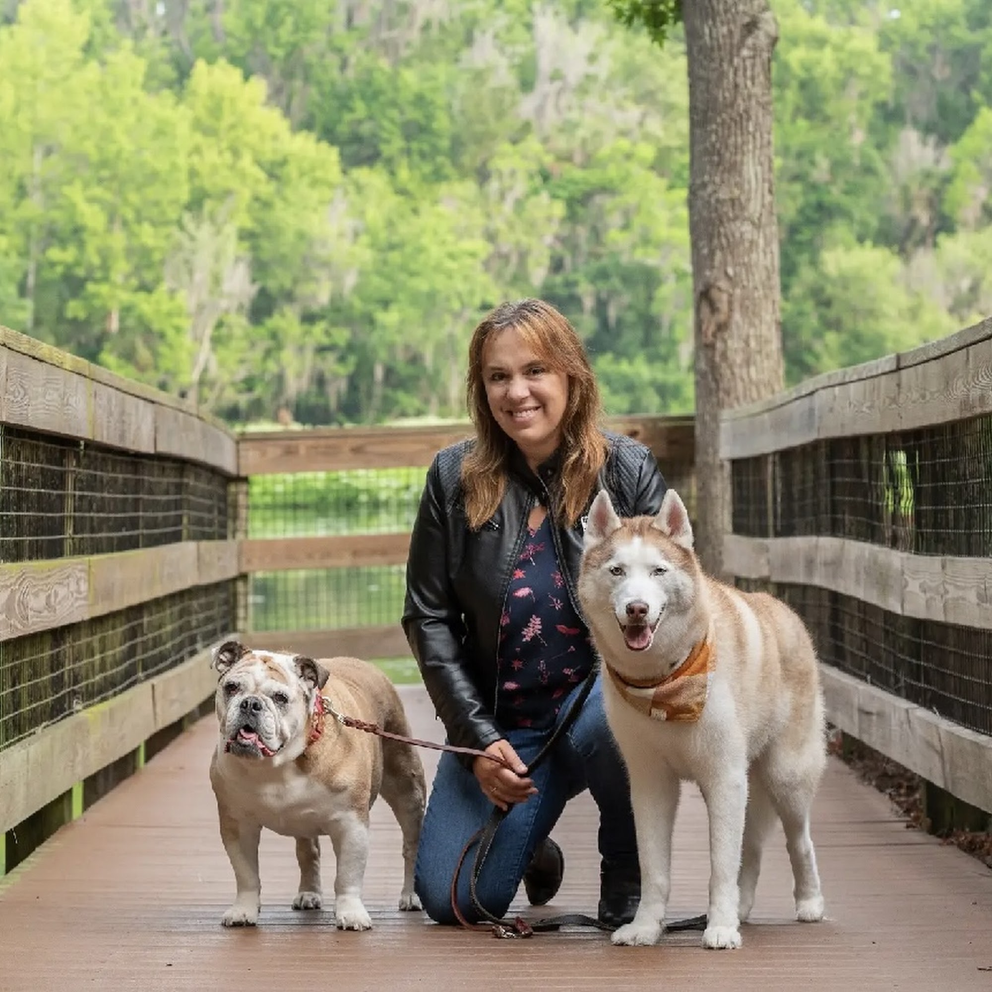 Paws Abound - Dog Walking & Overnight Pet Care 300 N New York Ave #1121, Winter Park Florida 32790