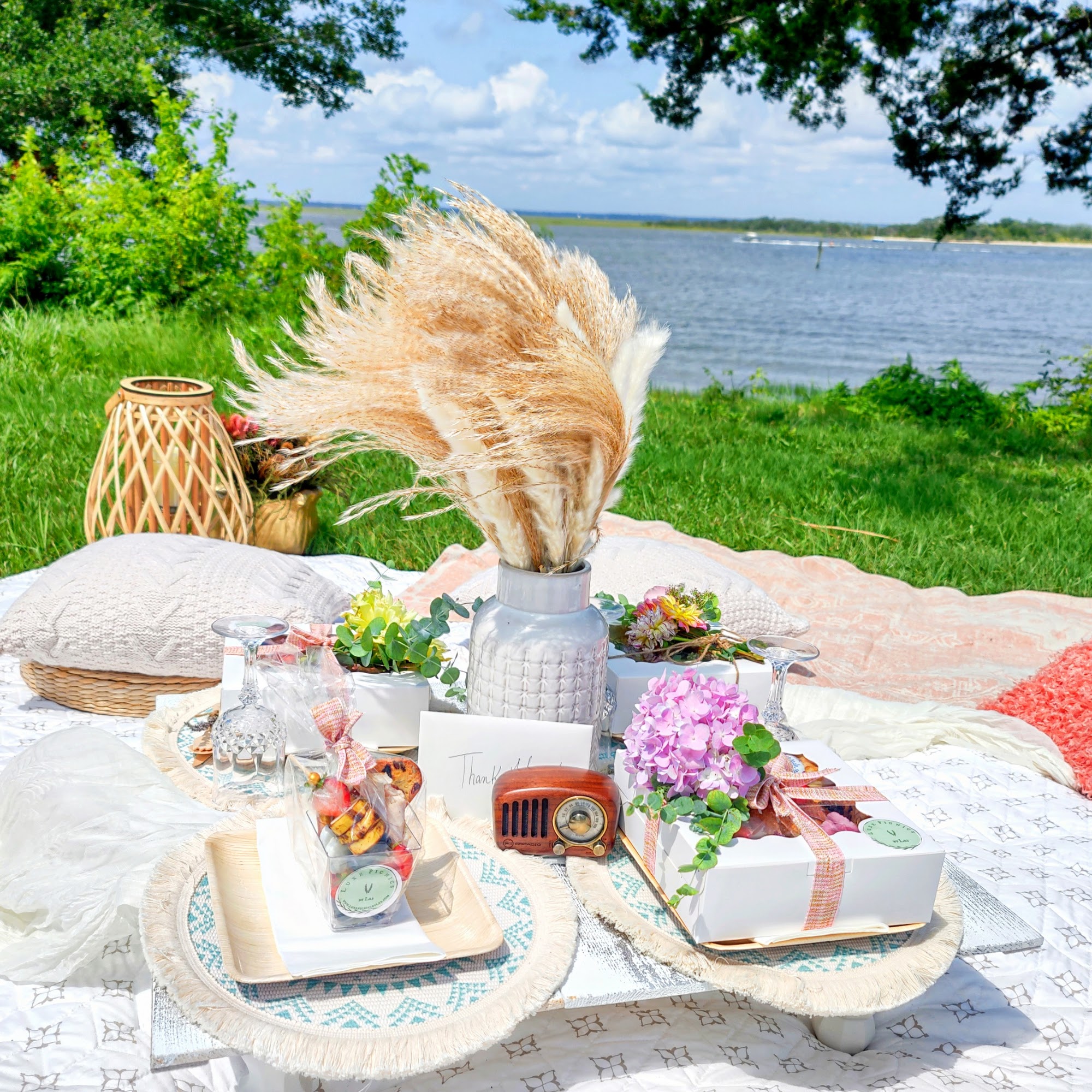 Luxe Picnics by Les : The Boutique