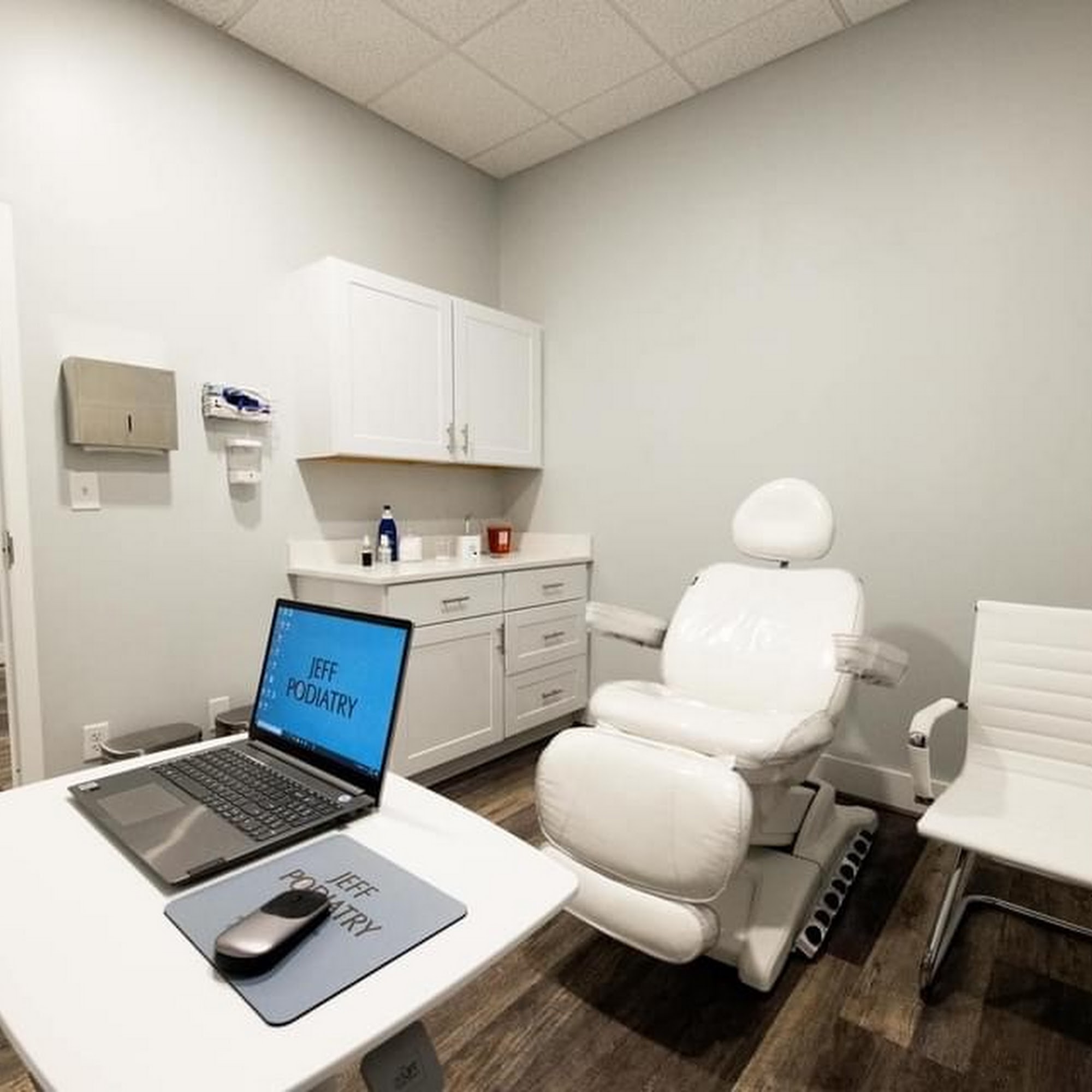 JEFF PODIATRY 96098 Victoria's Pl, Yulee Florida 32097