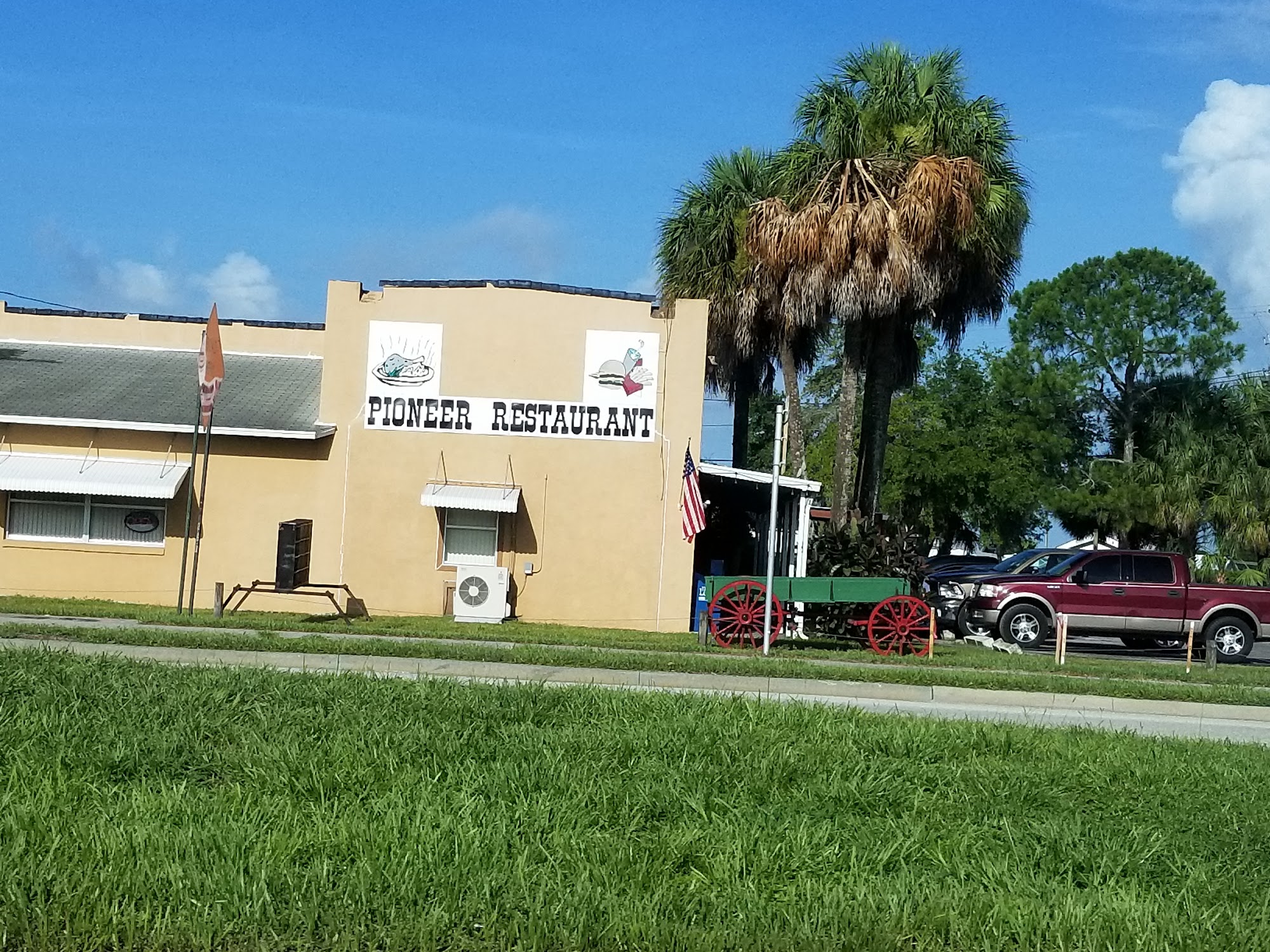 Pioneer Restaurant Zolfo Springs