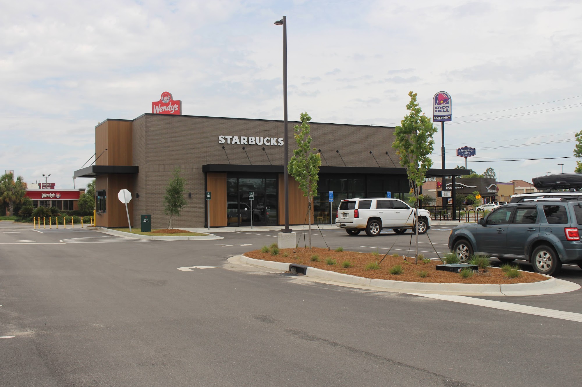 Starbucks 110 Alabama Rd, Adel
