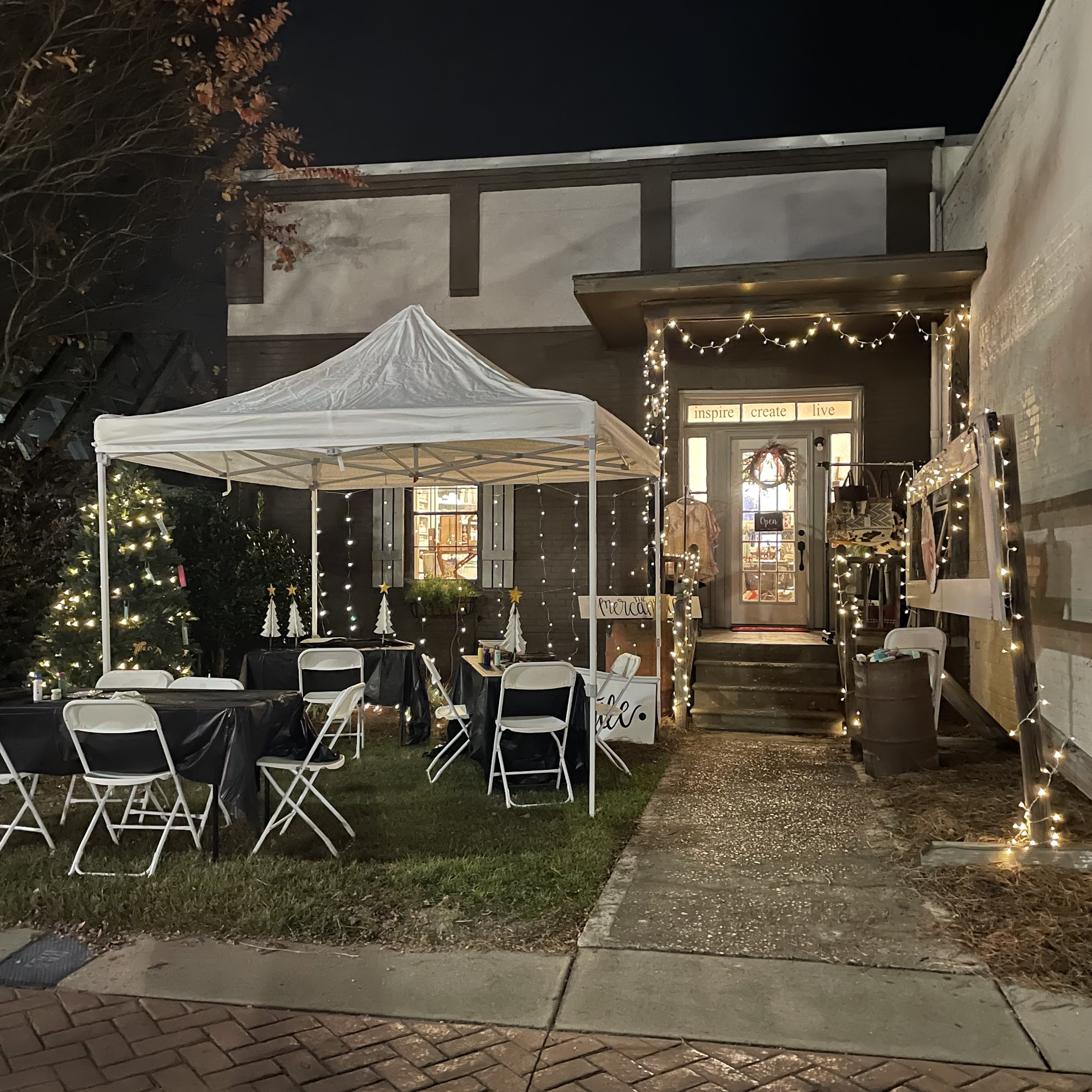 The Mercantile on Hutchinson Adel