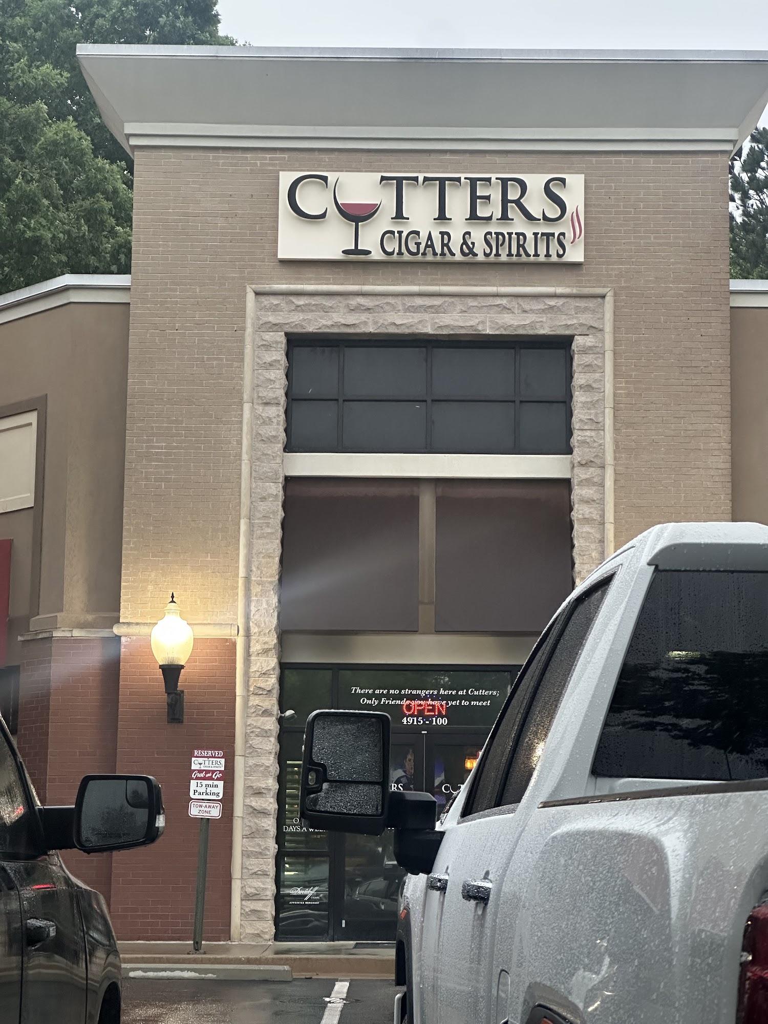 Cutters Cigar & Spirits Menu