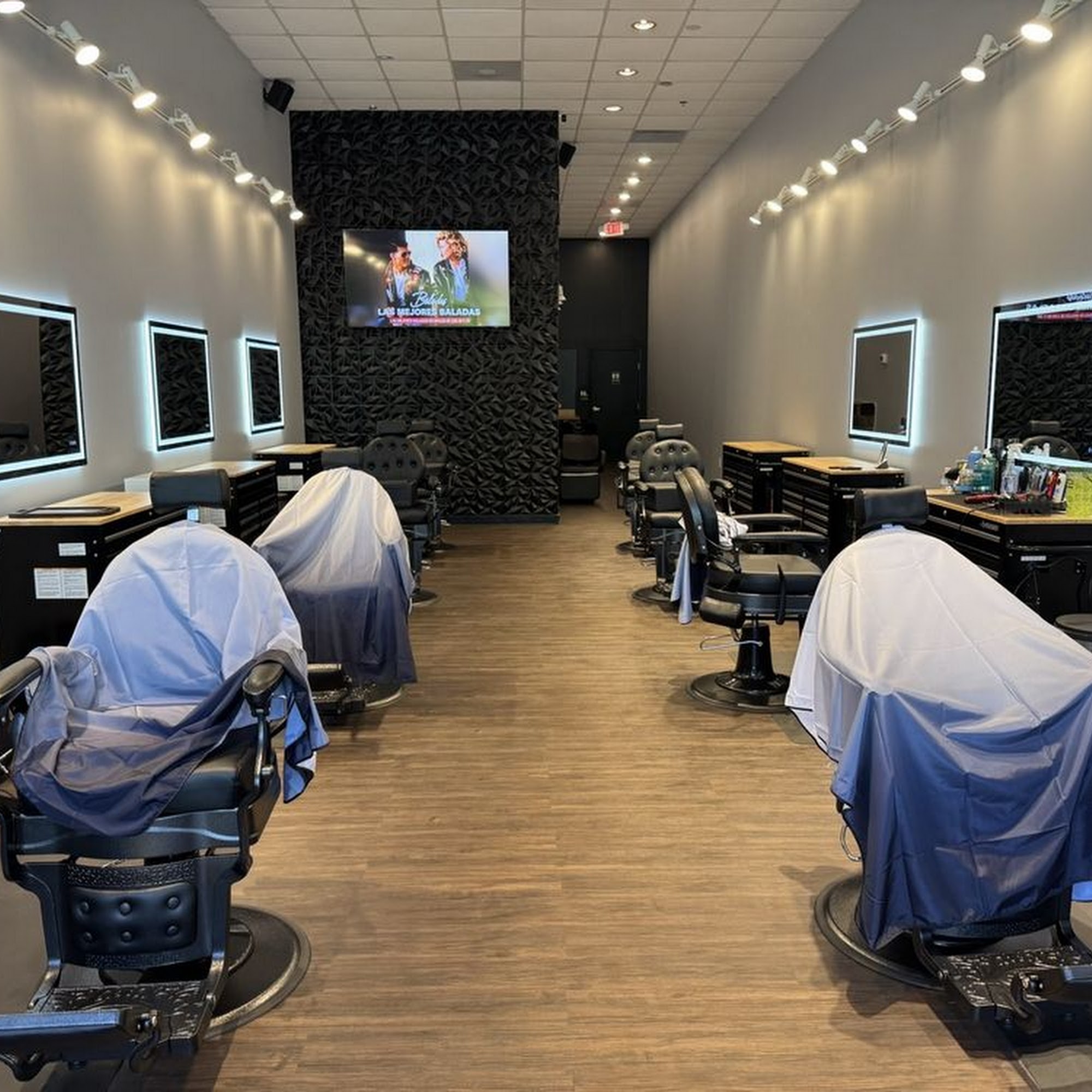 Premier Cuts Barber Shop 6195 Windward Pkwy, Alpharetta Georgia 30005