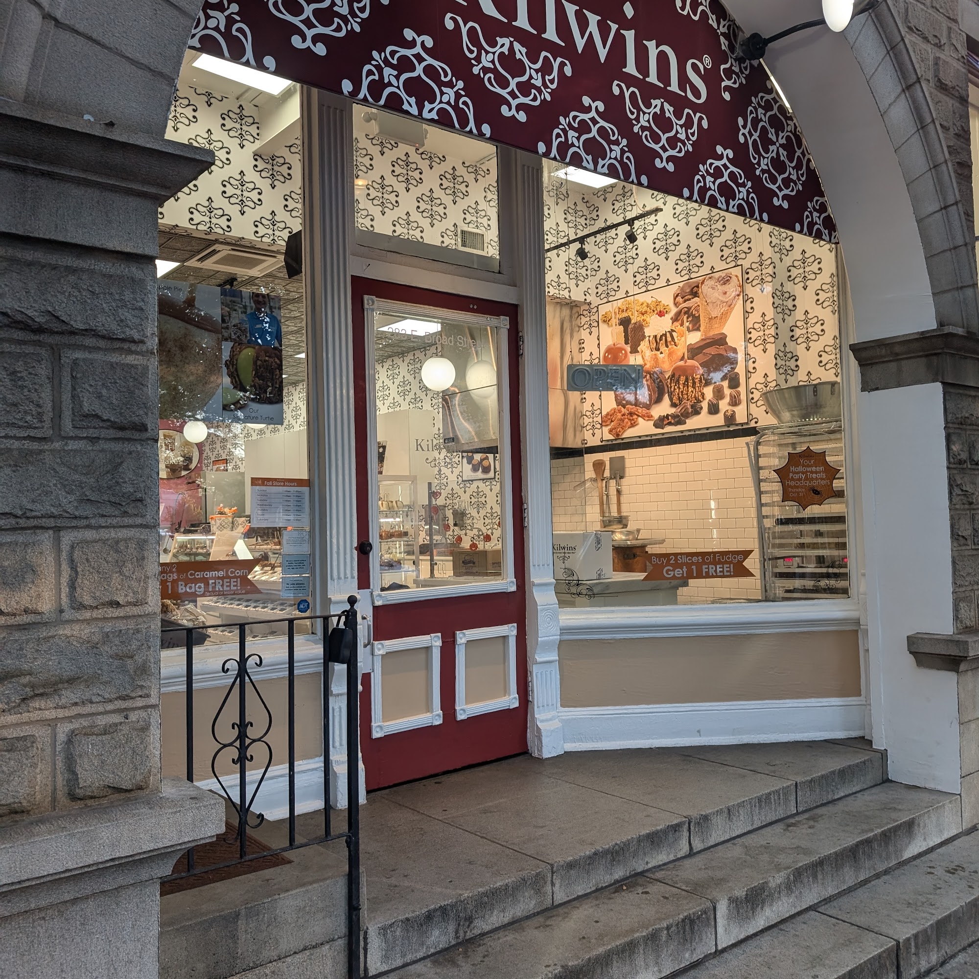 Kilwins Ice Cream - Chocolate - Fudge 283 E Broad St, Athens