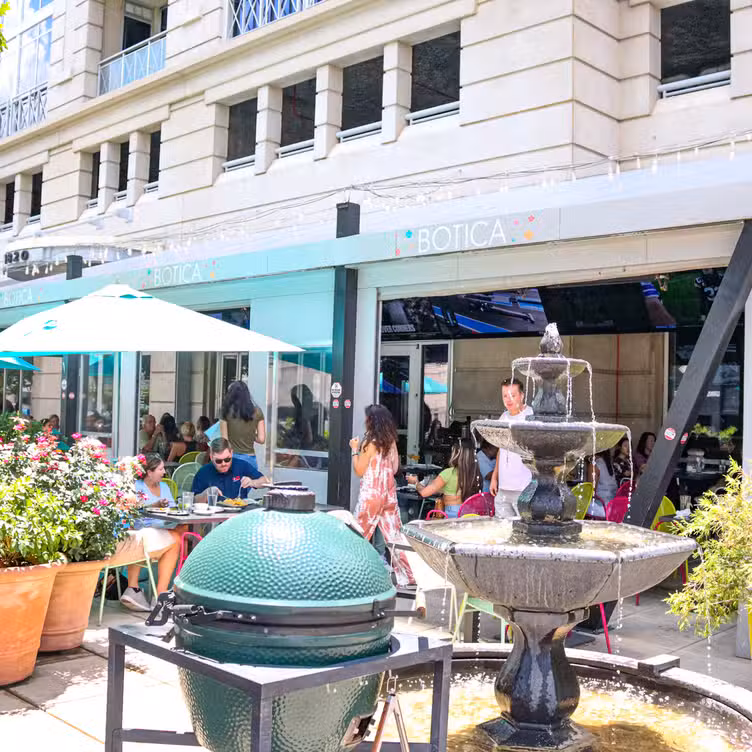 Photo credit: opentable