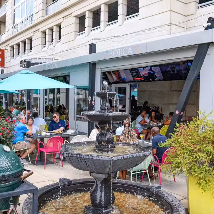 Photo credit: opentable