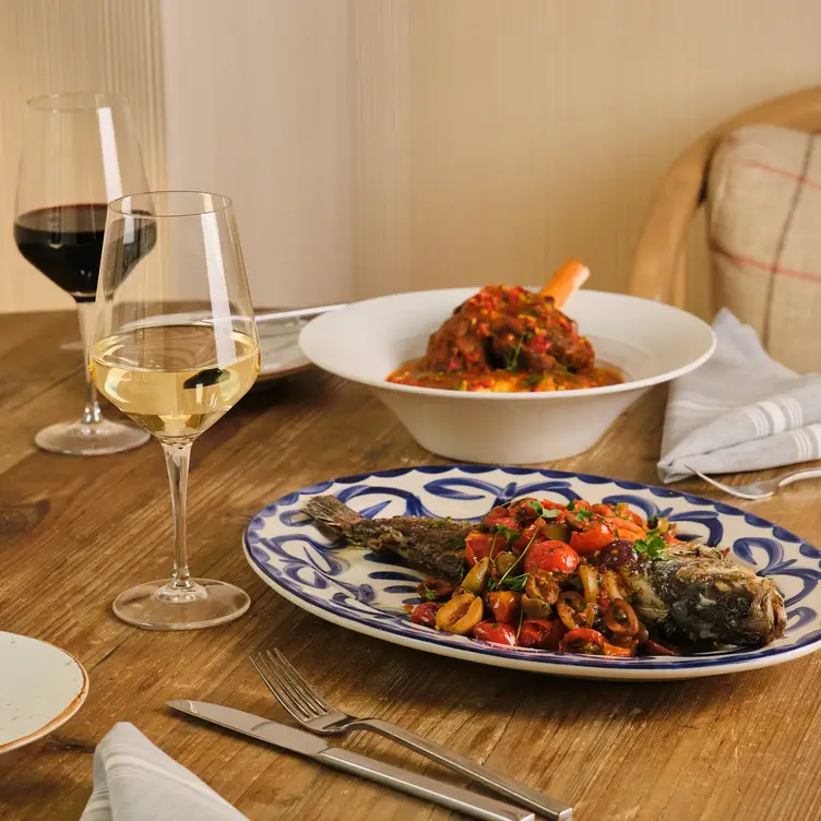 Photo credit: opentable