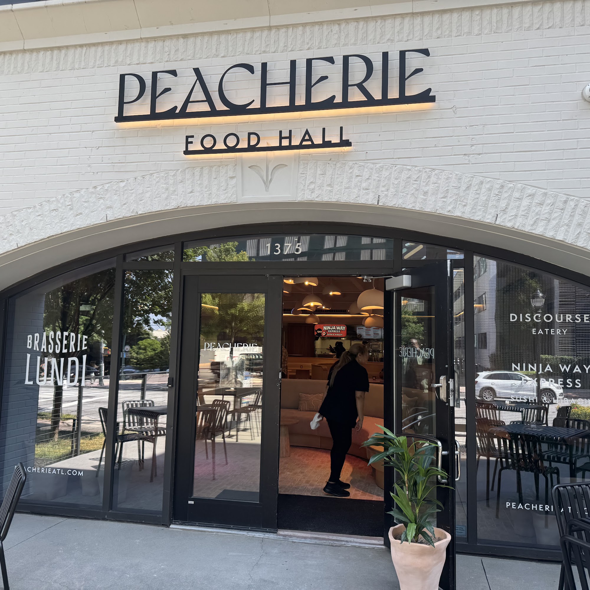 Discourse Eatery Pershing Point Plaza, 1375 Peachtree St NE Suite 100, Atlanta, GA 30309