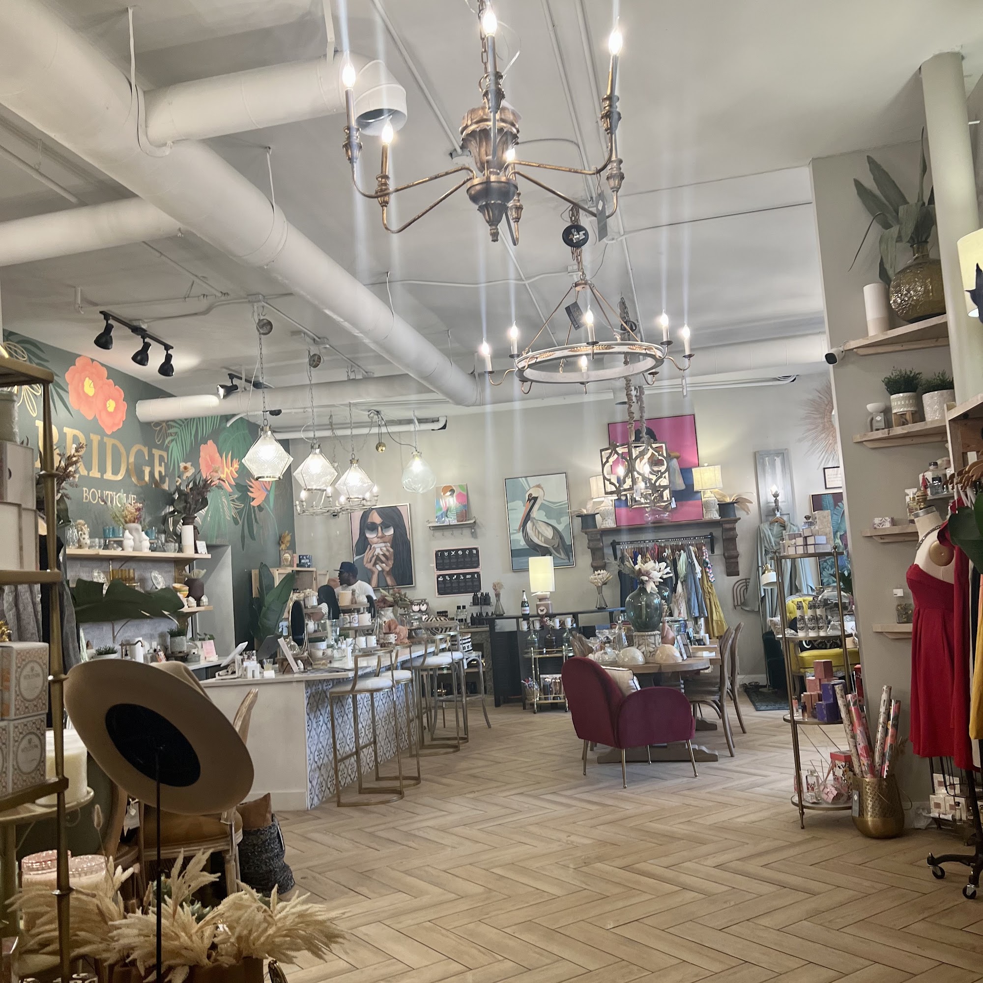 bridge boutique