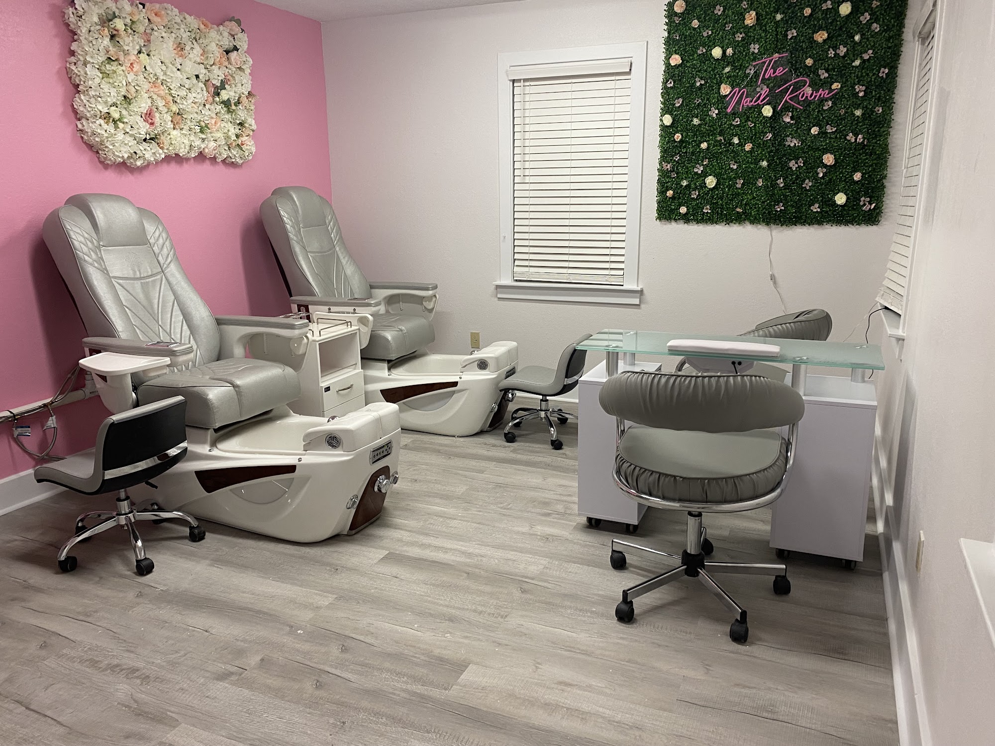 C & A hair Salon & Spa 2522 Wrightsboro Rd, Augusta Georgia 30904