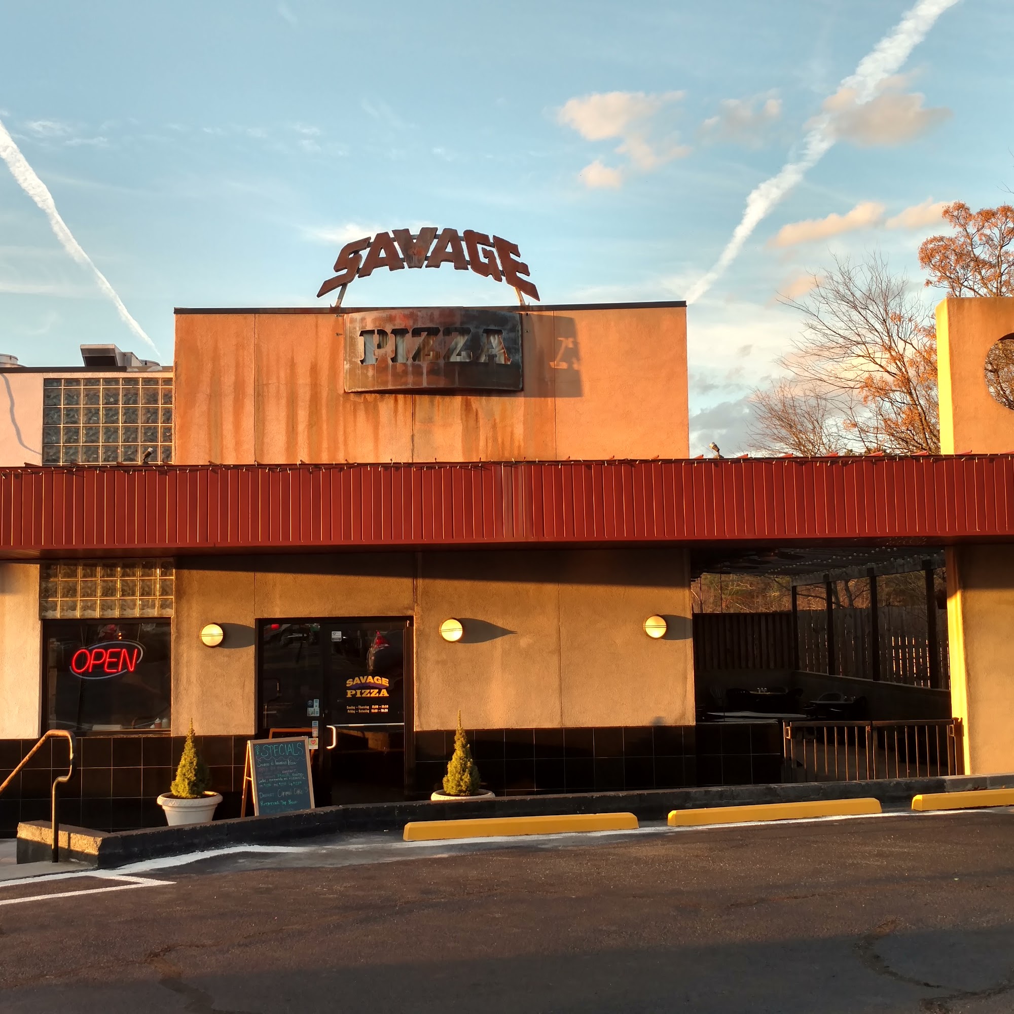 Savage Pizza (Avondale Estates) Avondale Estates