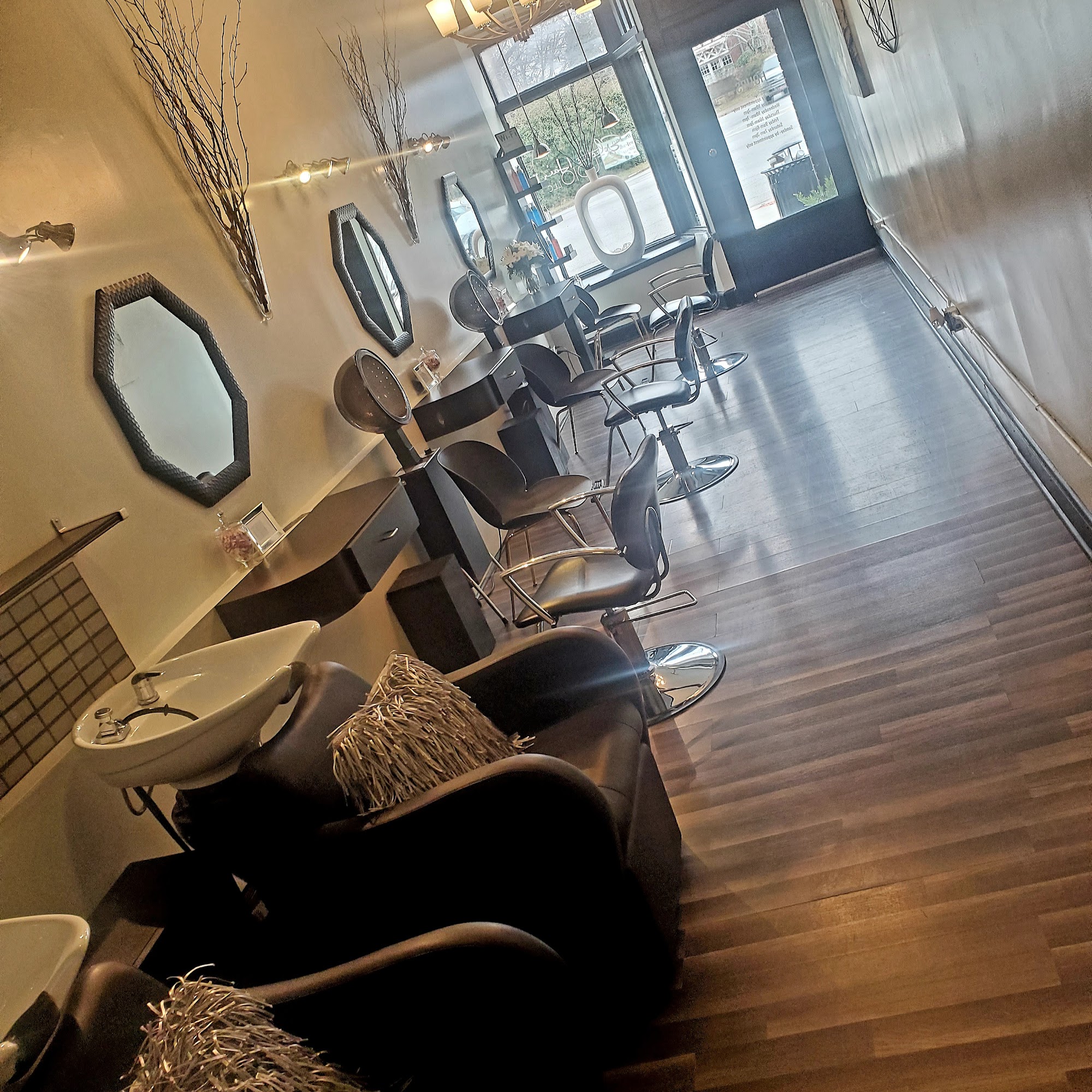 Eclectic Hair Studio 126 N Avondale Rd, Avondale Estates Georgia 30002