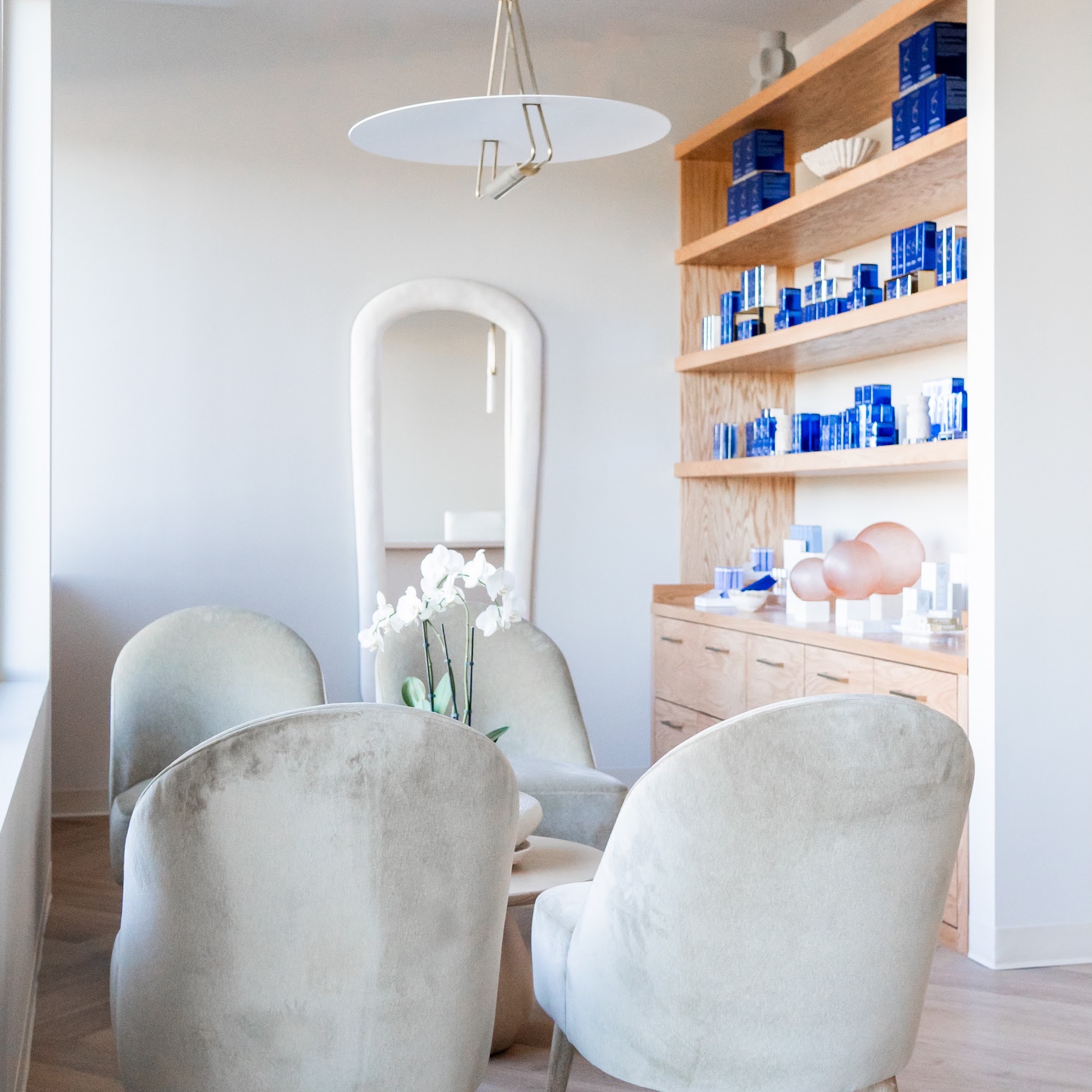 LŪM aesthetics and skincare