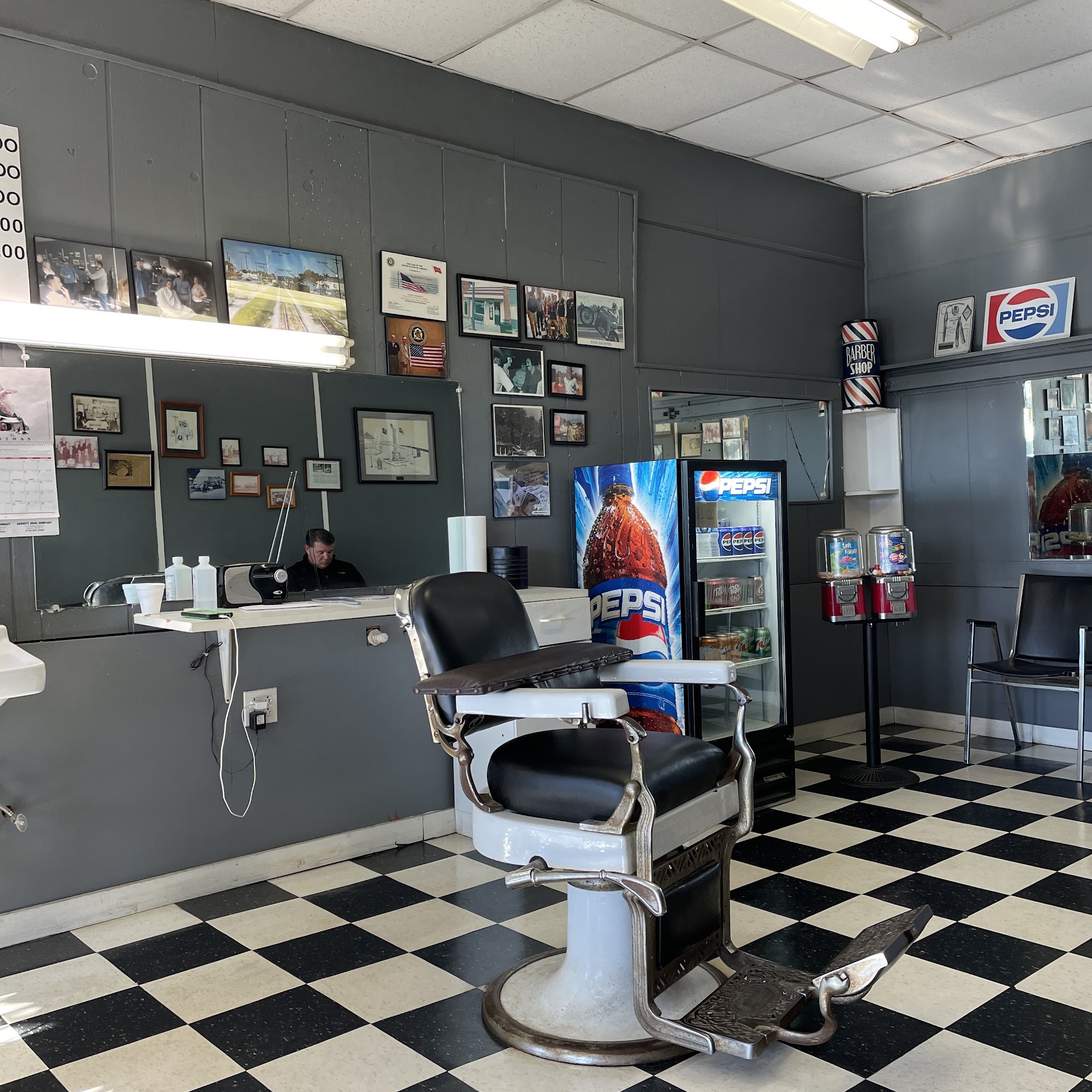 City Barber Shop 206 Main St, Bremen Georgia 30110