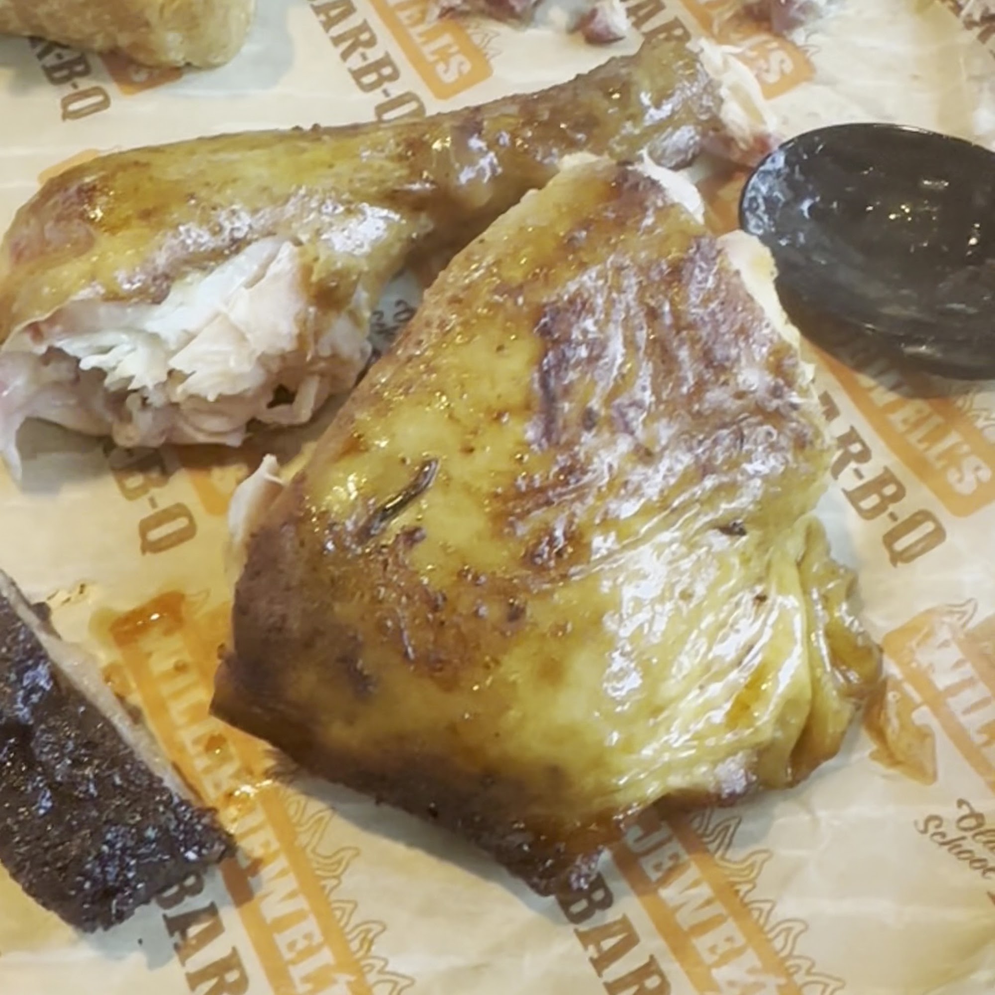 Willie Jewell's Old School Bar-B-Q Brunswick