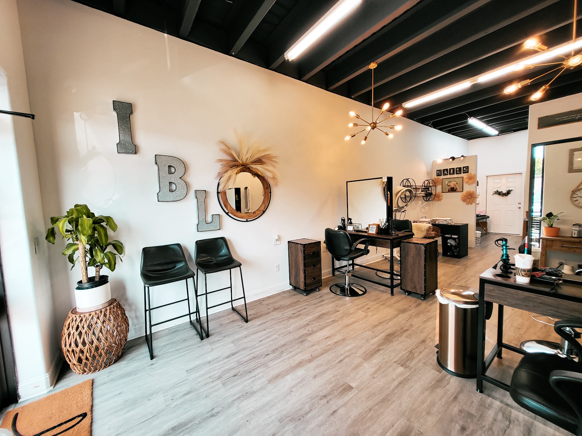 International Beauty Lounge