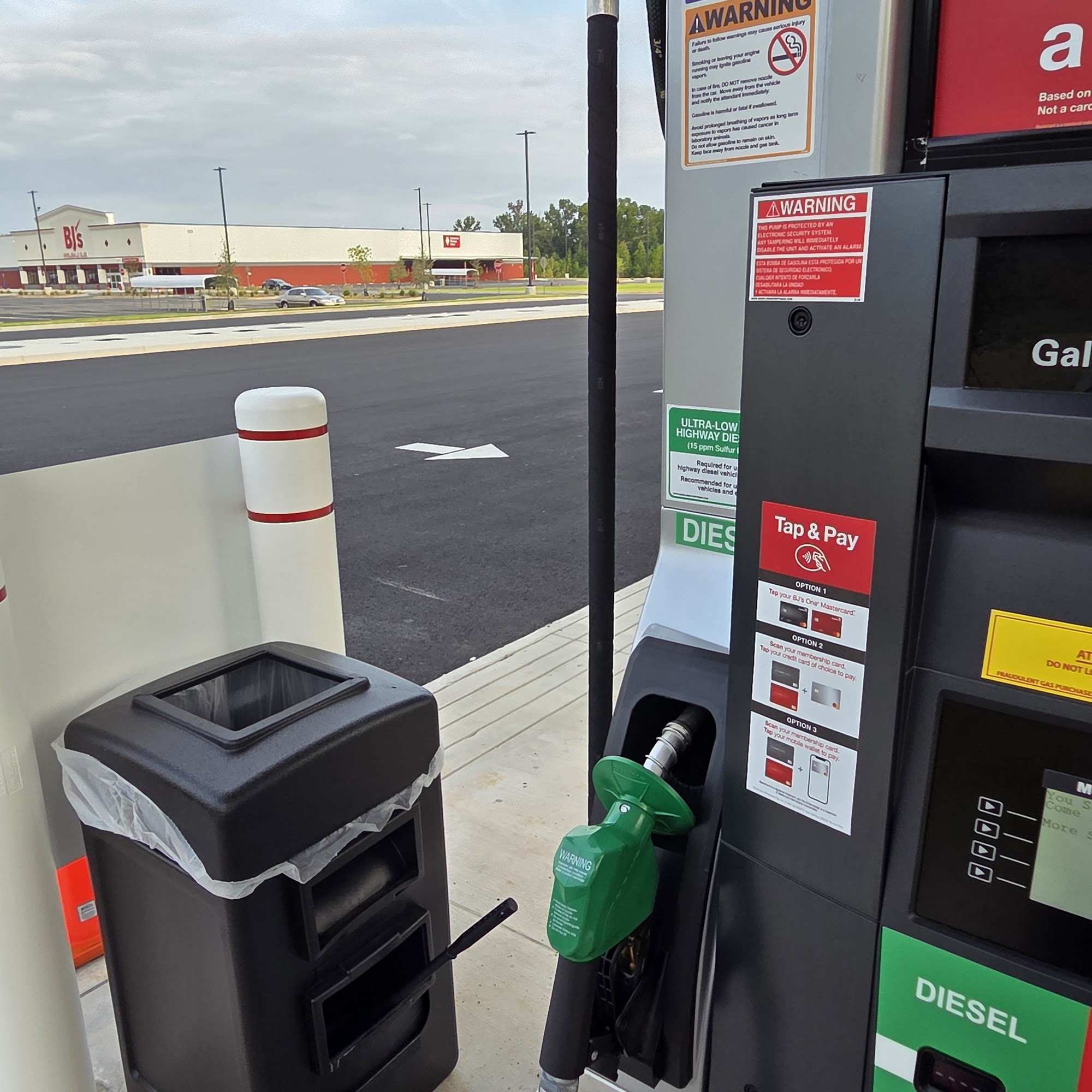 BJ's Gas Station Byron