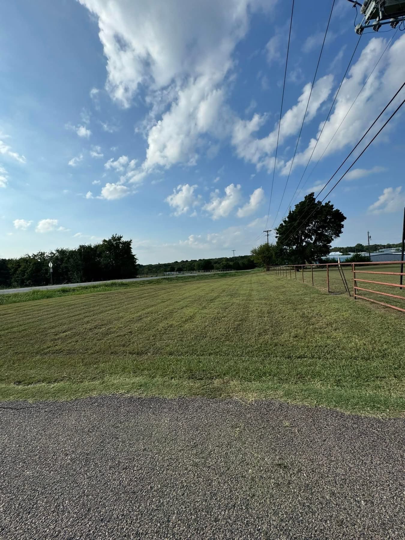 Holt’s Lawn Service