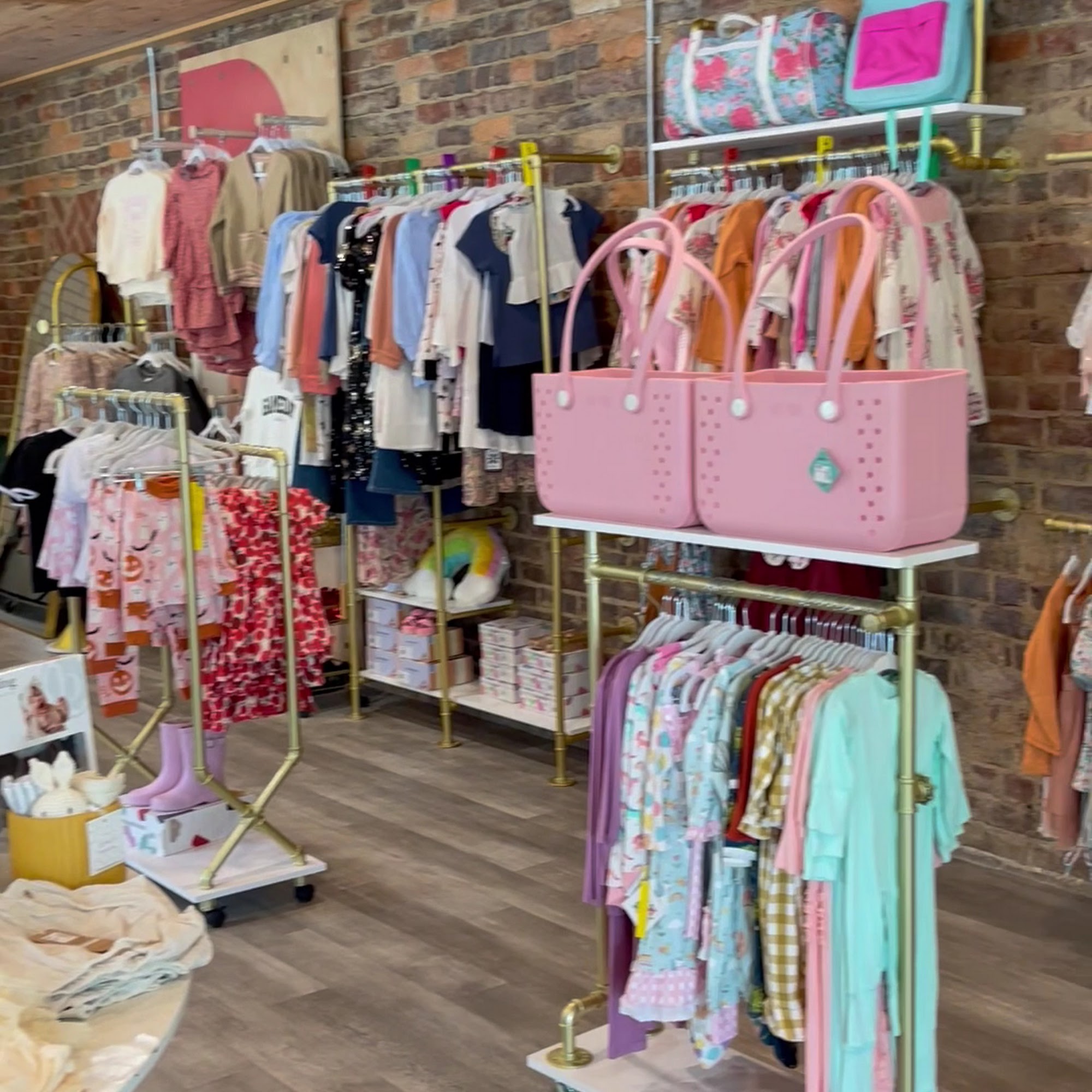 Charlies Modern Baby Calhoun