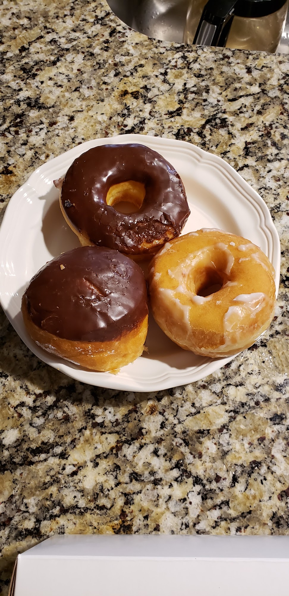 Ray's Donuts Canton