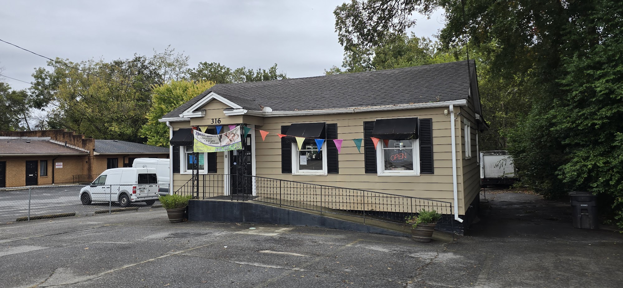 HAIR & MORE - Dominican Beauty Hair Salon & Spa