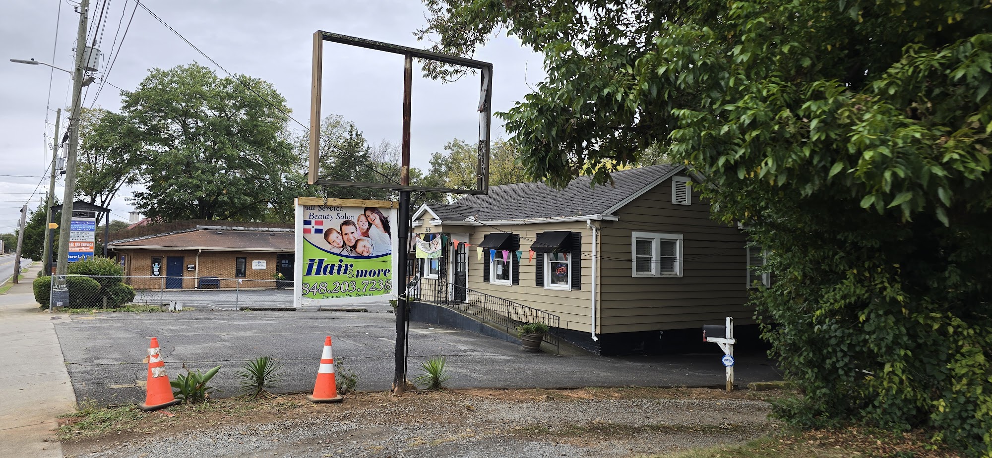 HAIR & MORE - Dominican Beauty Hair Salon & Spa