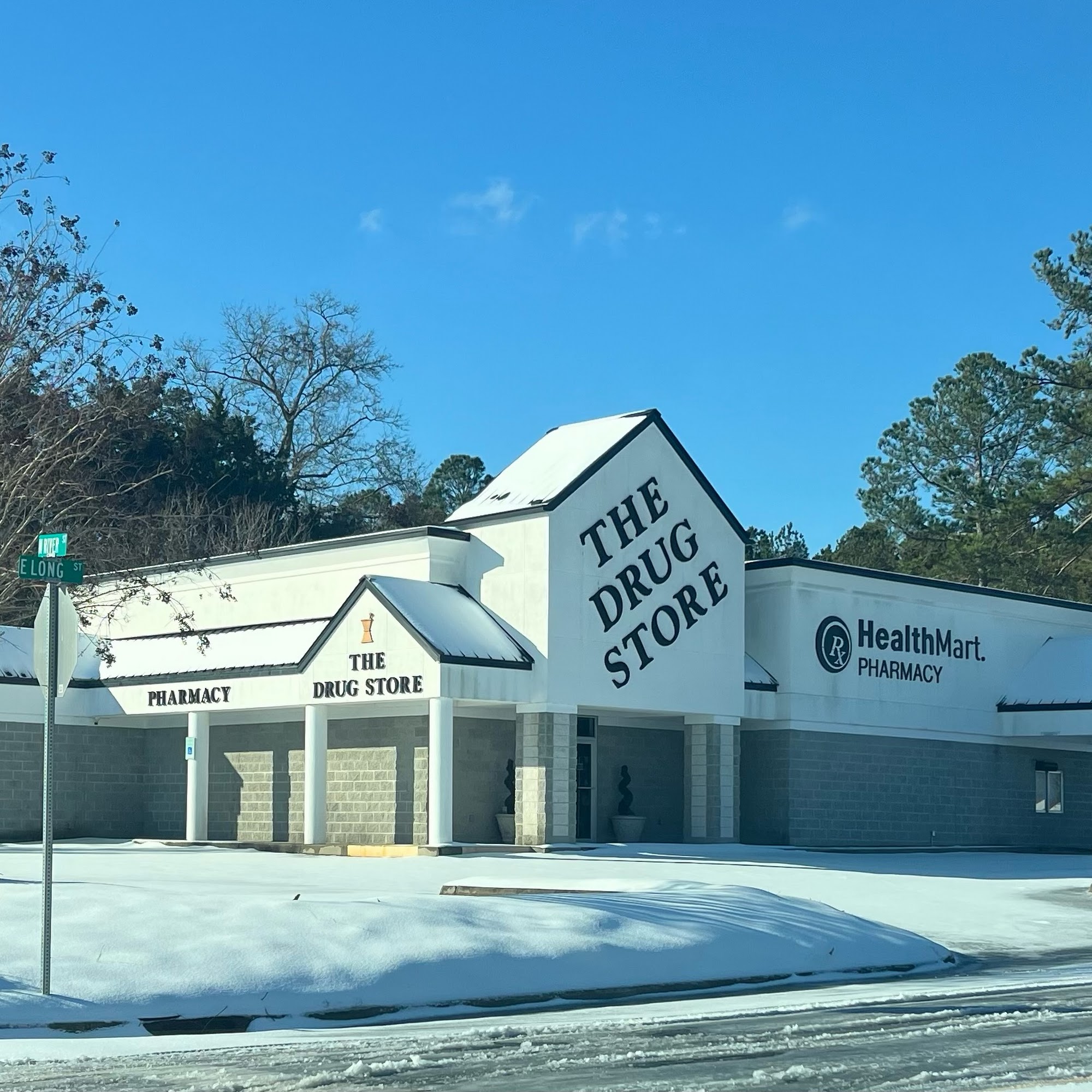 THE DRUG STORE Claxton