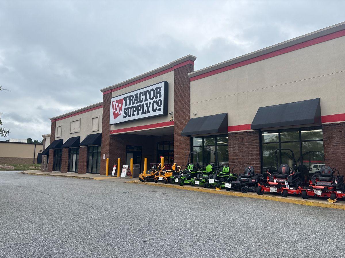 Vet Vaccinations Clinic at Tractor Supply Co. Columbus