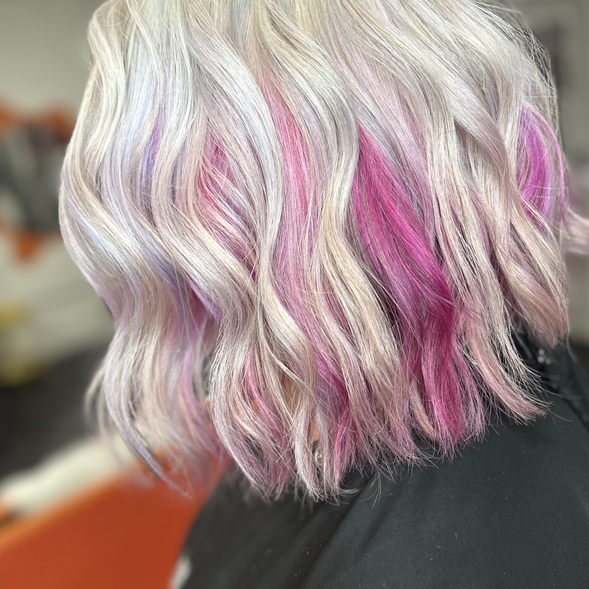 Light & Co Salon