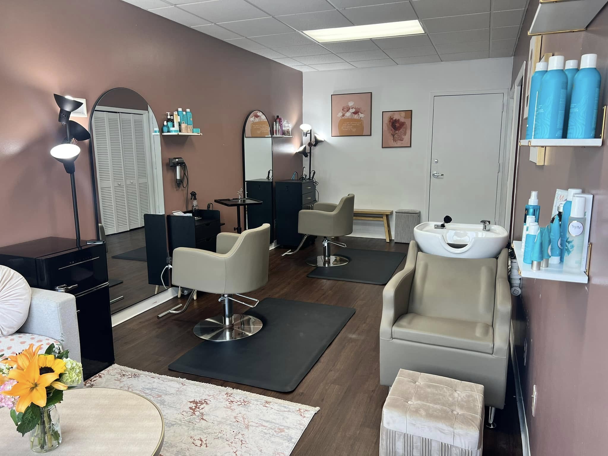 Devlyn's Hair Suite 5977 Whitesville Rd #25, Columbus Georgia 31904