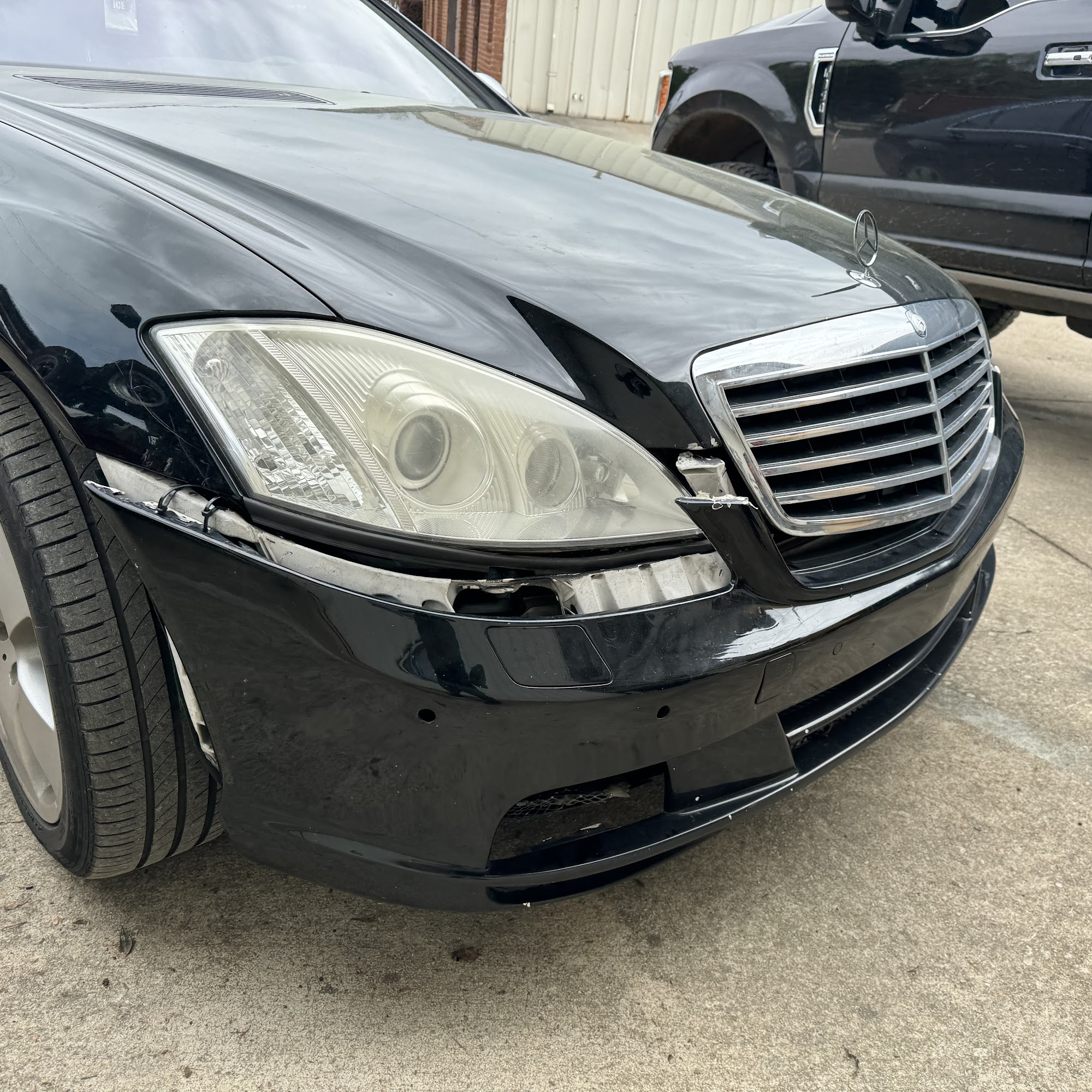 Planet X Auto Body Shop & Glass Conyers