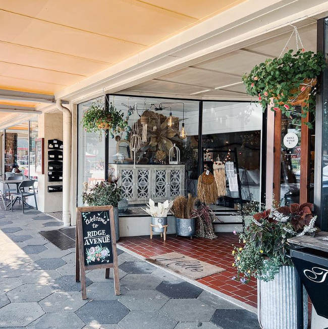 Ridge Avenue & CO. Covington