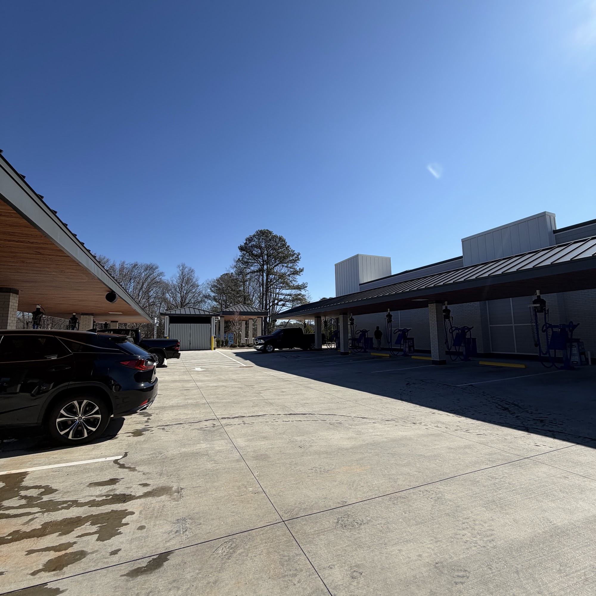 Blue Penguin Car Wash Cumming