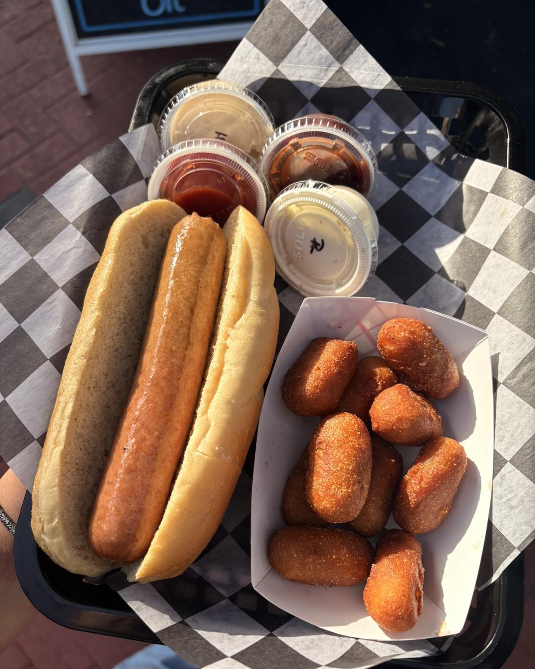 Juan's Wieners Dalton