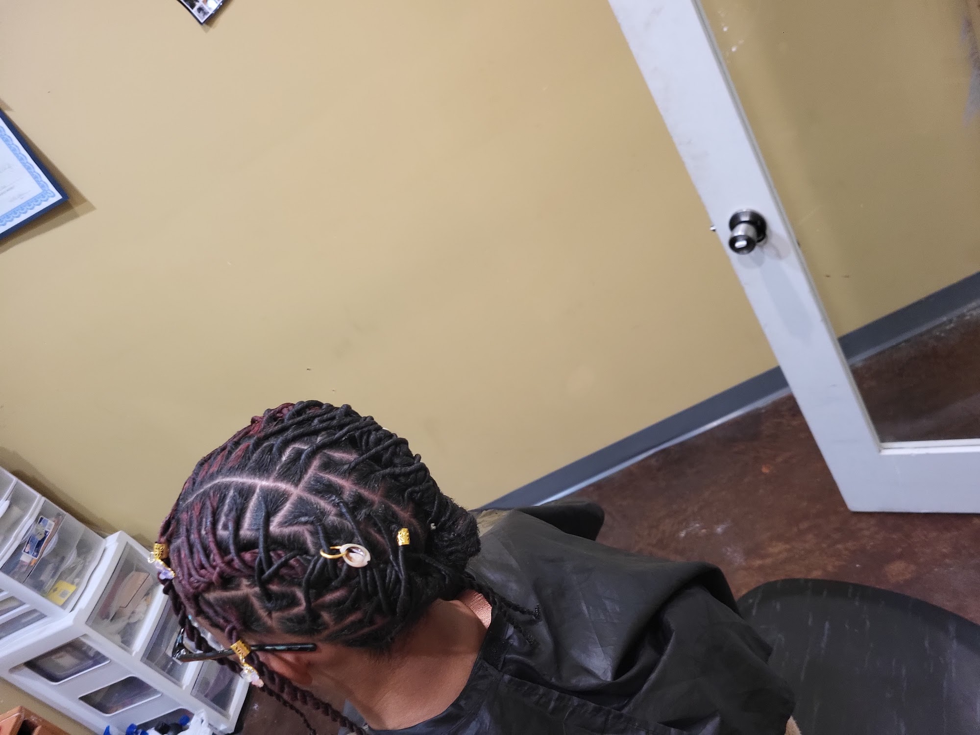 Grand Strands Hair Salon 5304 Panola Industrial Blvd Ste P, Decatur Georgia 30035