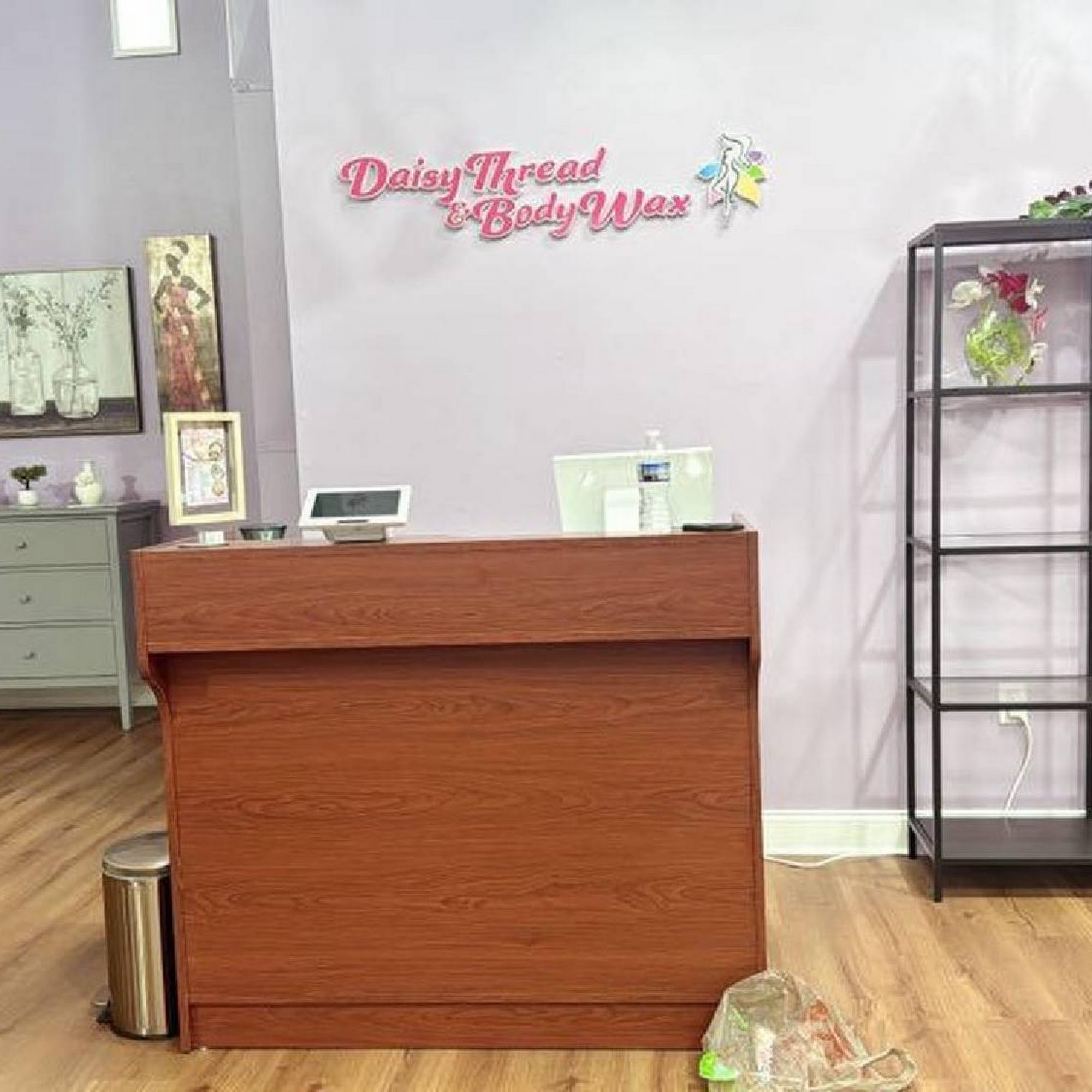 Daisy Thread & Body Wax 224 E Ponce de Leon Ave, Decatur Georgia 30030