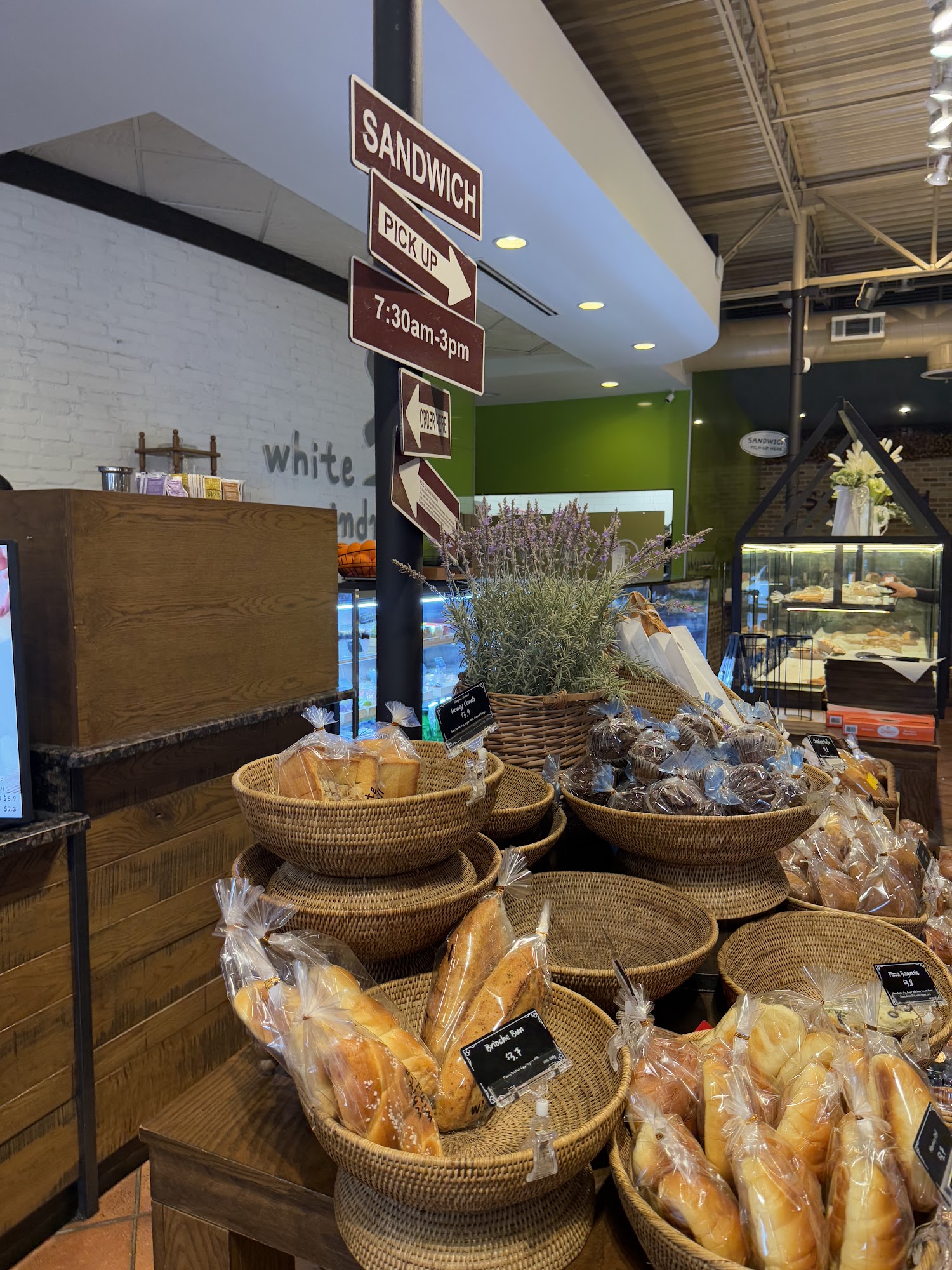 도라빌 하얀풍차 Menu