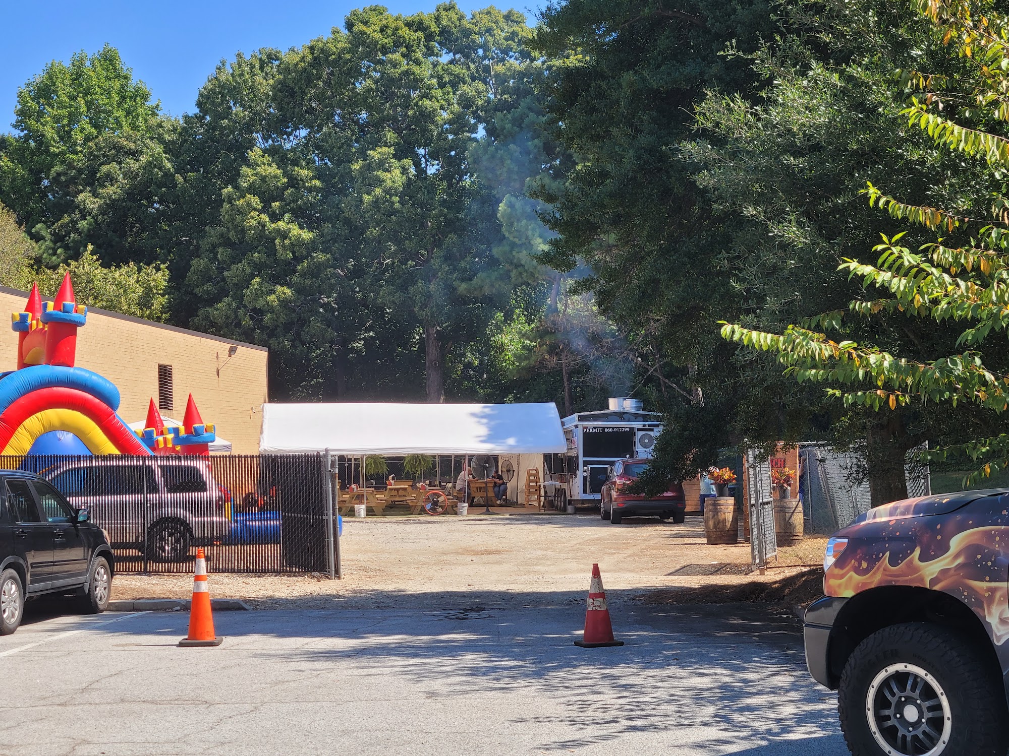 The Ranch BBQ Steak Carne en vara Doraville
