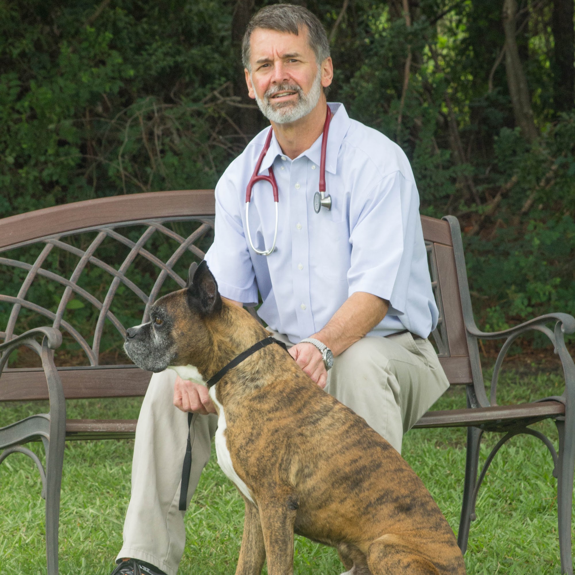 Lindsey & Wills Animal Hospital Douglas