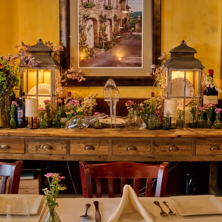 Photo credit: opentable