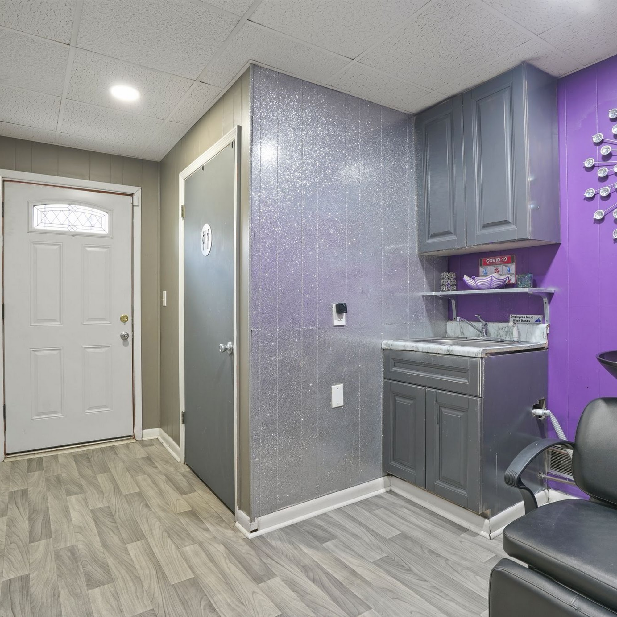Lux Studio Salon Suites 1393 Cleveland Ave Suite 103, East Point Georgia 30344