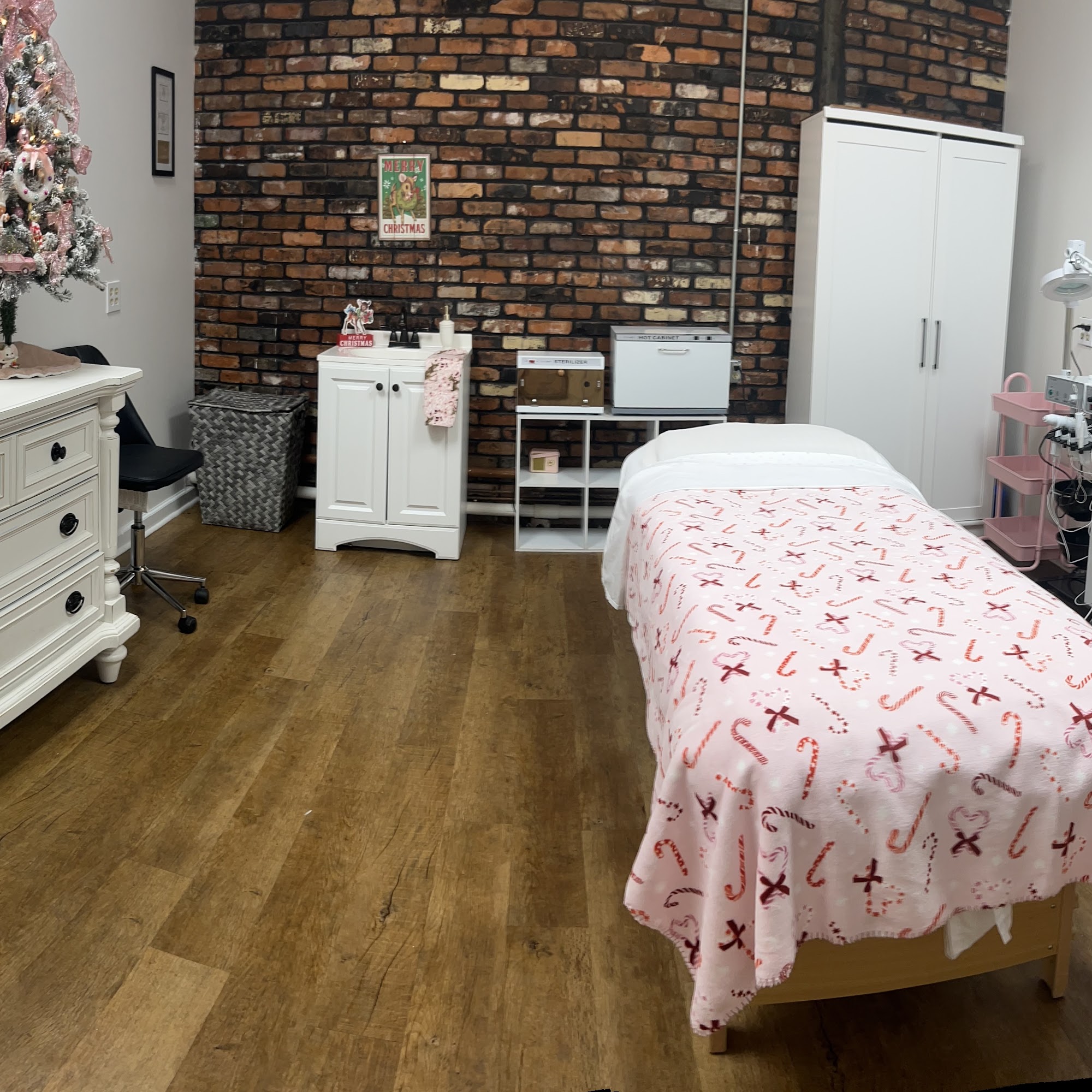 Serendipity Esthetics 132 Main St Suite #7, Eastman Georgia 31023