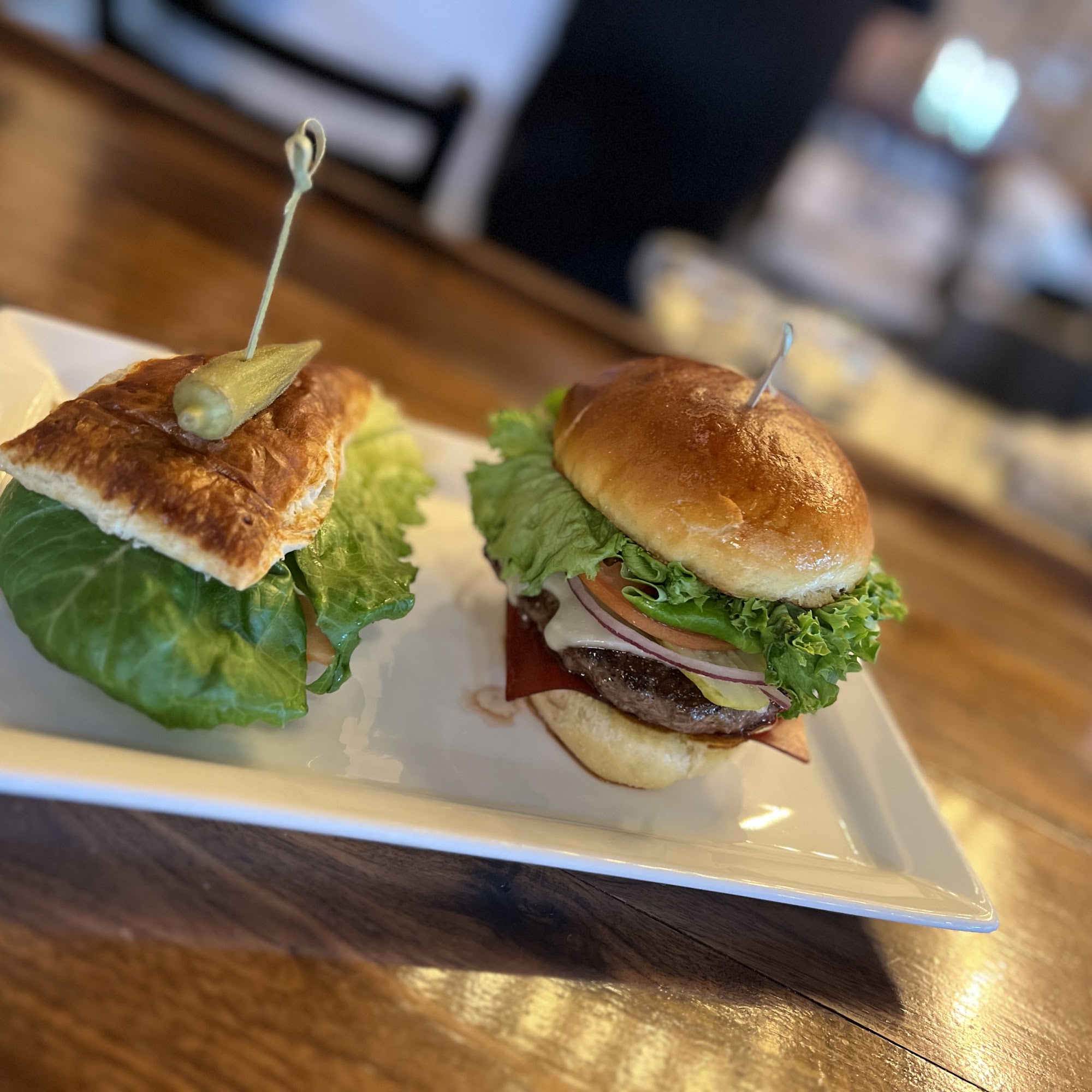 Lake House & Tap Eatonton