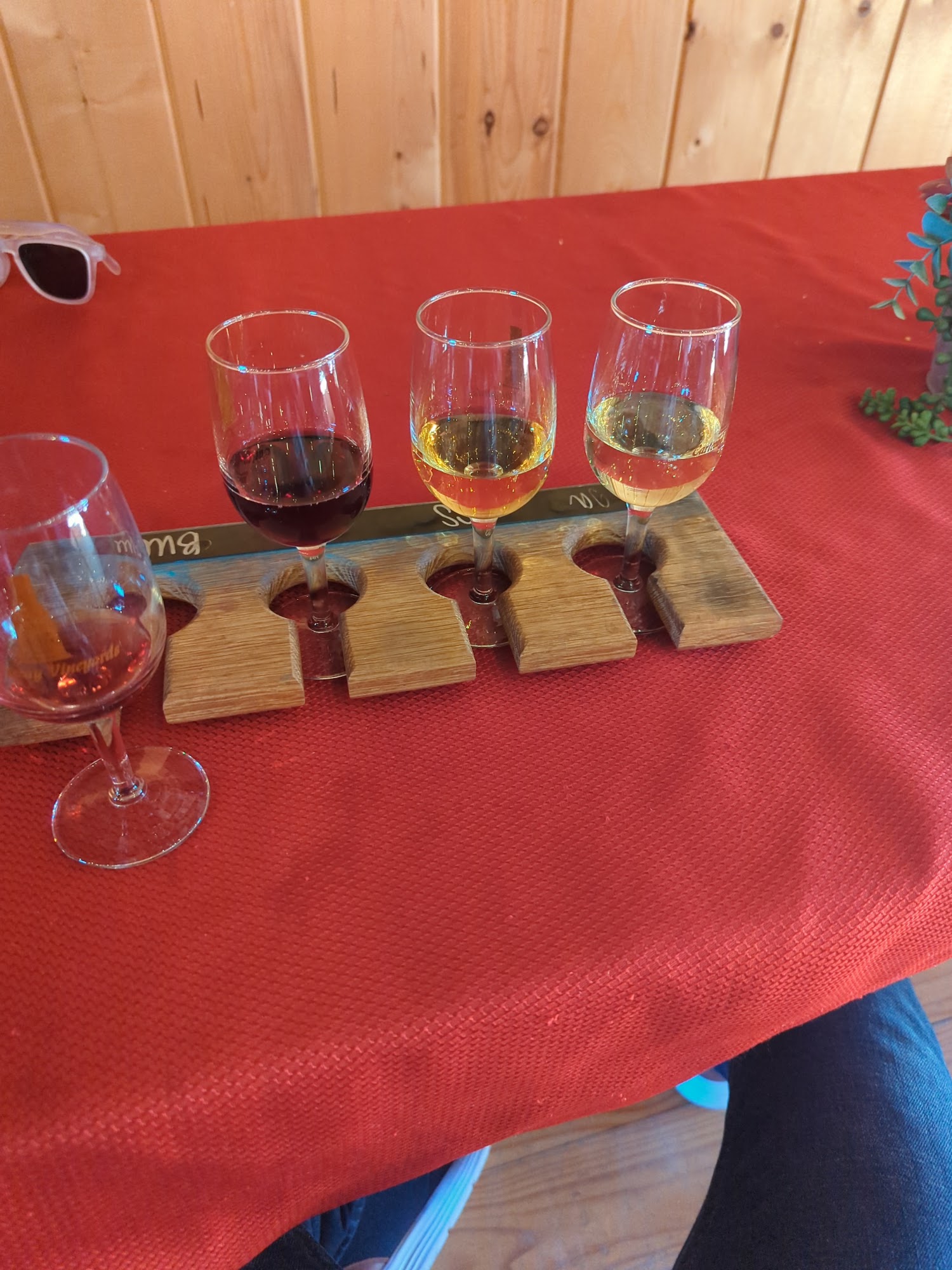 Cartecay Vineyards Menu