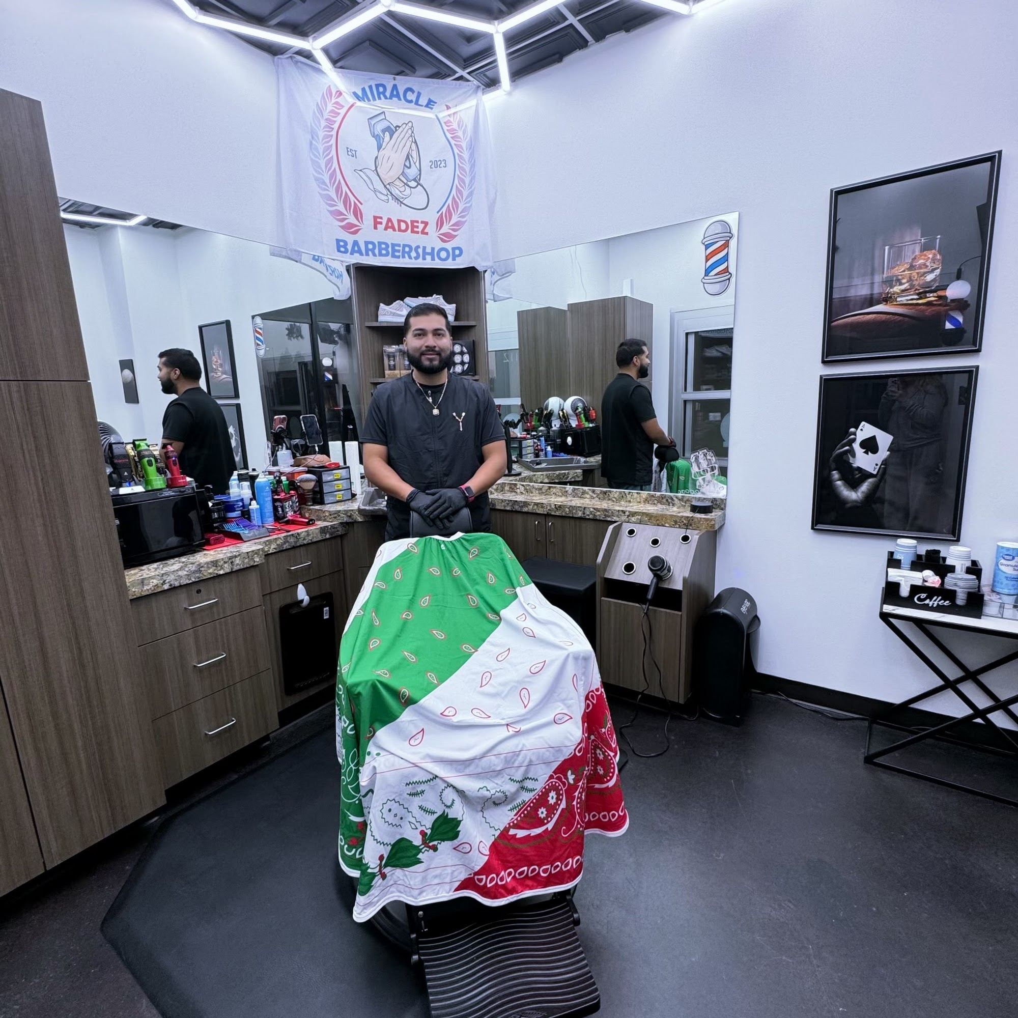 Miracle Fadez Barbershop 7400 Spout Springs Rd #201, Flowery Branch Georgia 30542