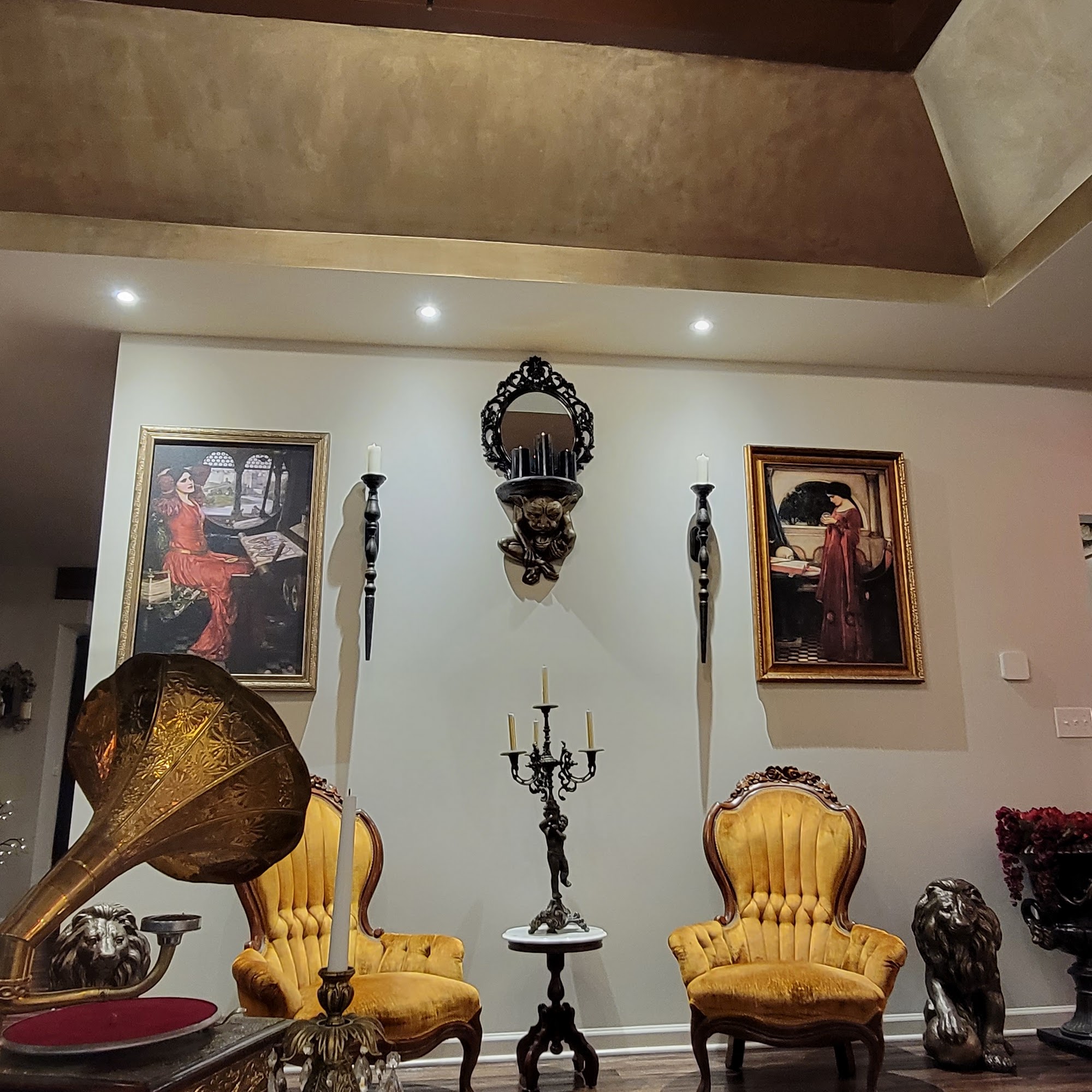 The Auction Block Antique Mall