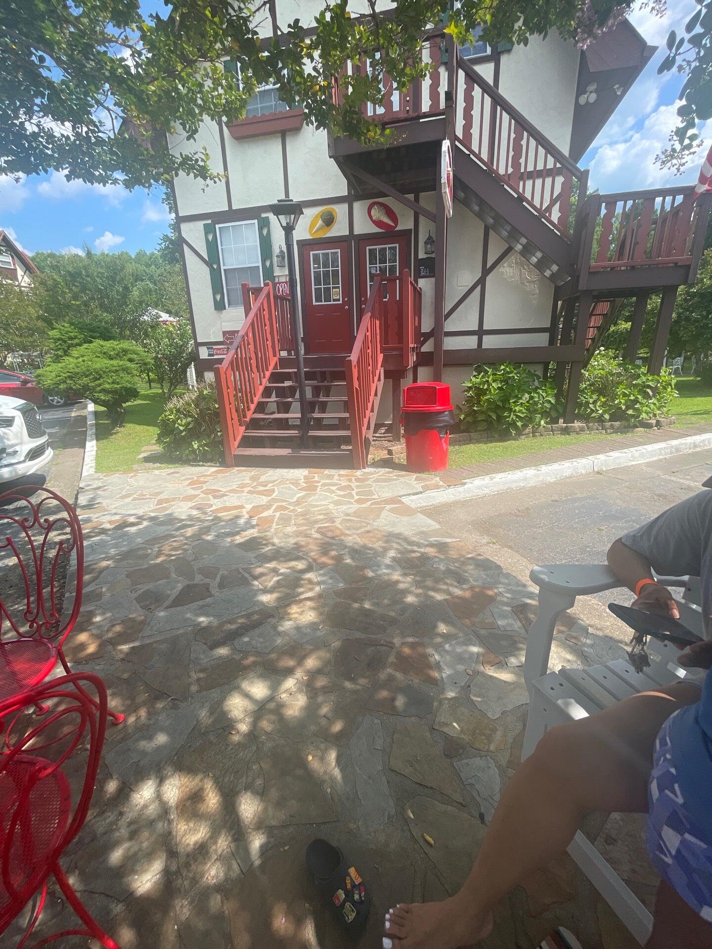 Photo credit: nextdoor