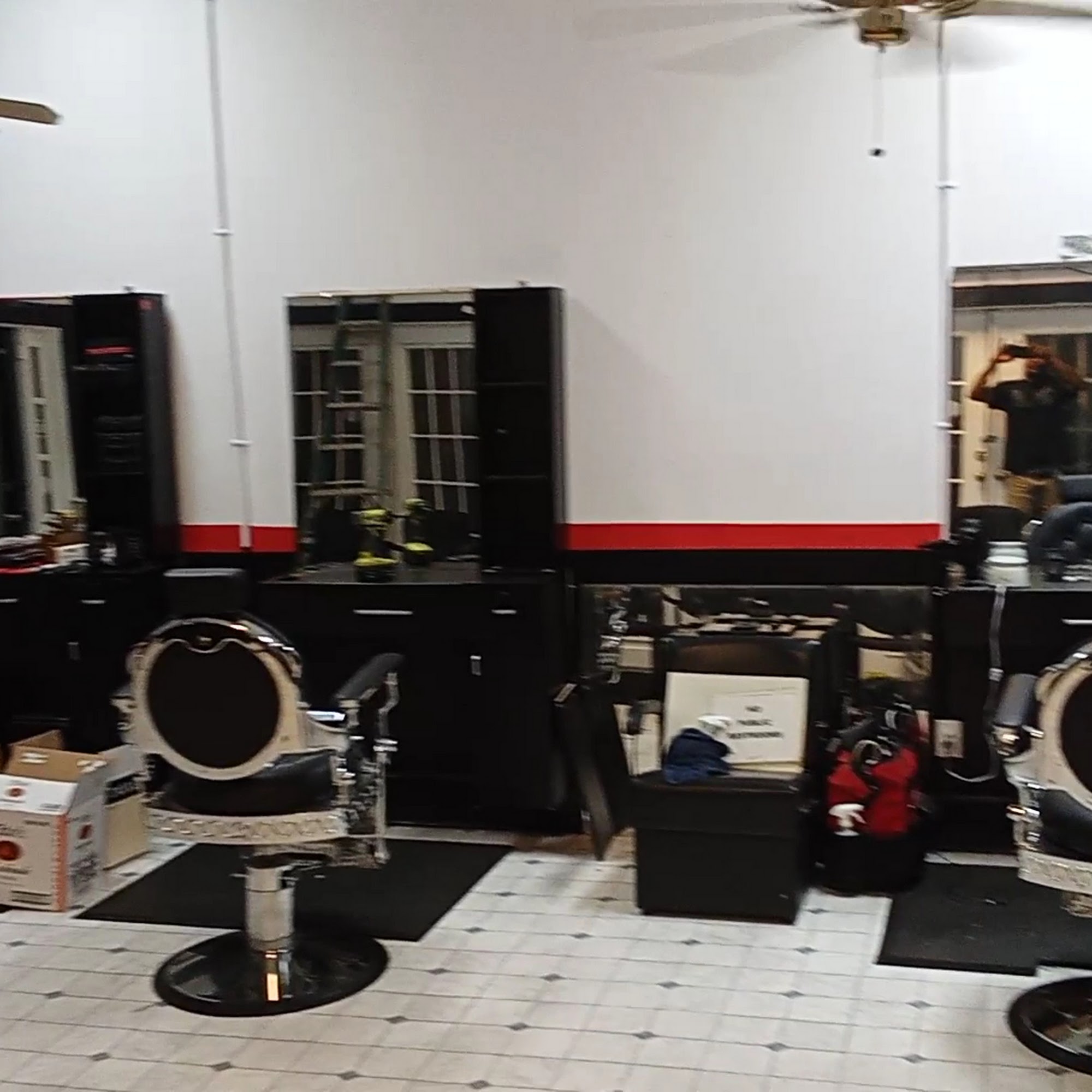 Harris Hand Barber Shop